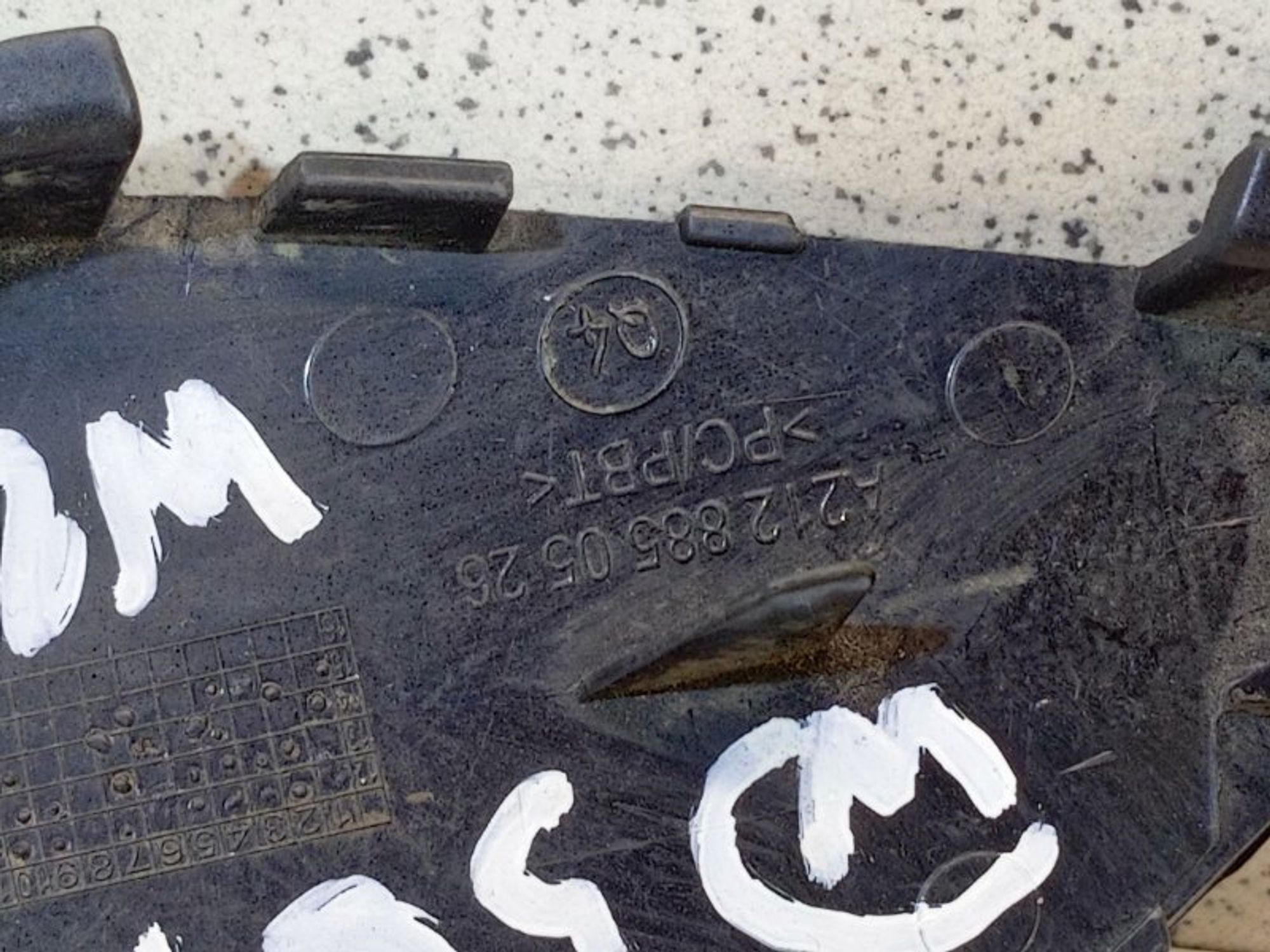 https://ycs.partsauto.market/partsauto-images/thmbs/dc0eef04b6e03176379763a38d44e994/7b91d6bb37394e4204ba4dc30d232c73/09eabb9cea44d1da74e3394262c8fdfc.jpg