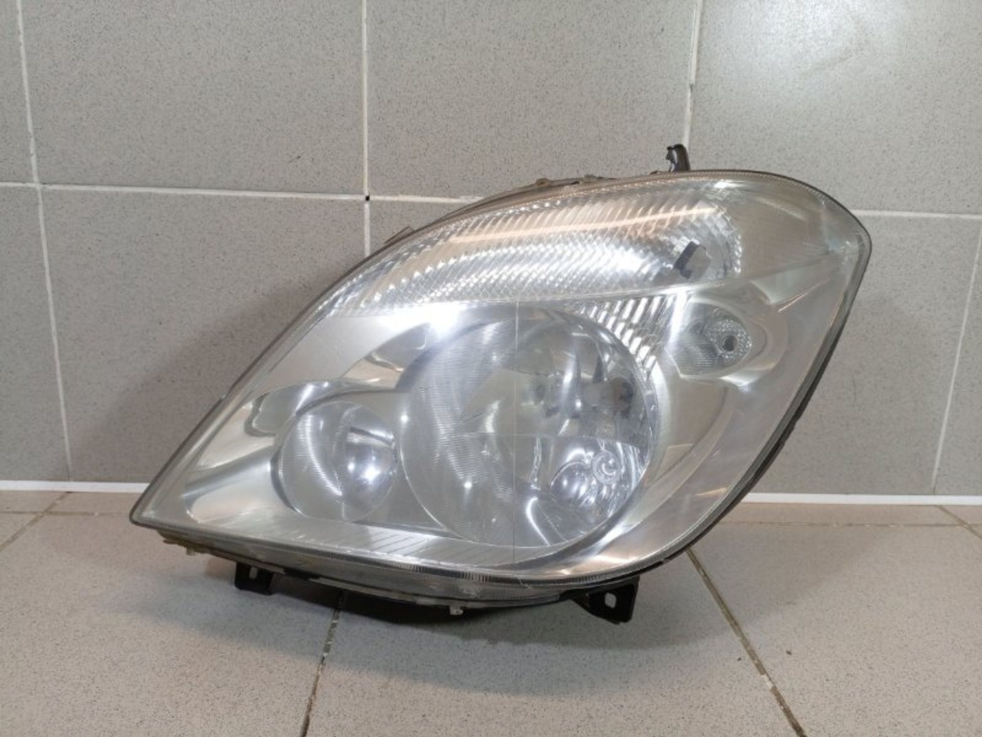 https://ycs.partsauto.market/partsauto-images/thmbs/dc0eef04b6e03176379763a38d44e994/80557d837885522f10b0a98d786f64a2/7d6f2e4ea753fe1cbd93df8782cef9ba.jpg