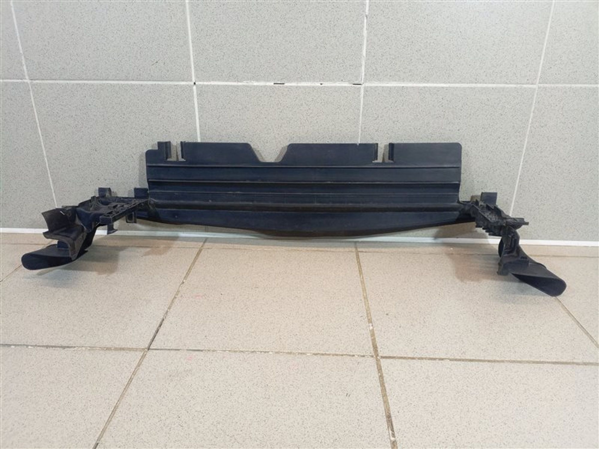 https://ycs.partsauto.market/partsauto-images/thmbs/dc0eef04b6e03176379763a38d44e994/812a3cba70effa6785ca7e72347978c9/3b109ec8a527ab170c468ad3da58e400.jpg