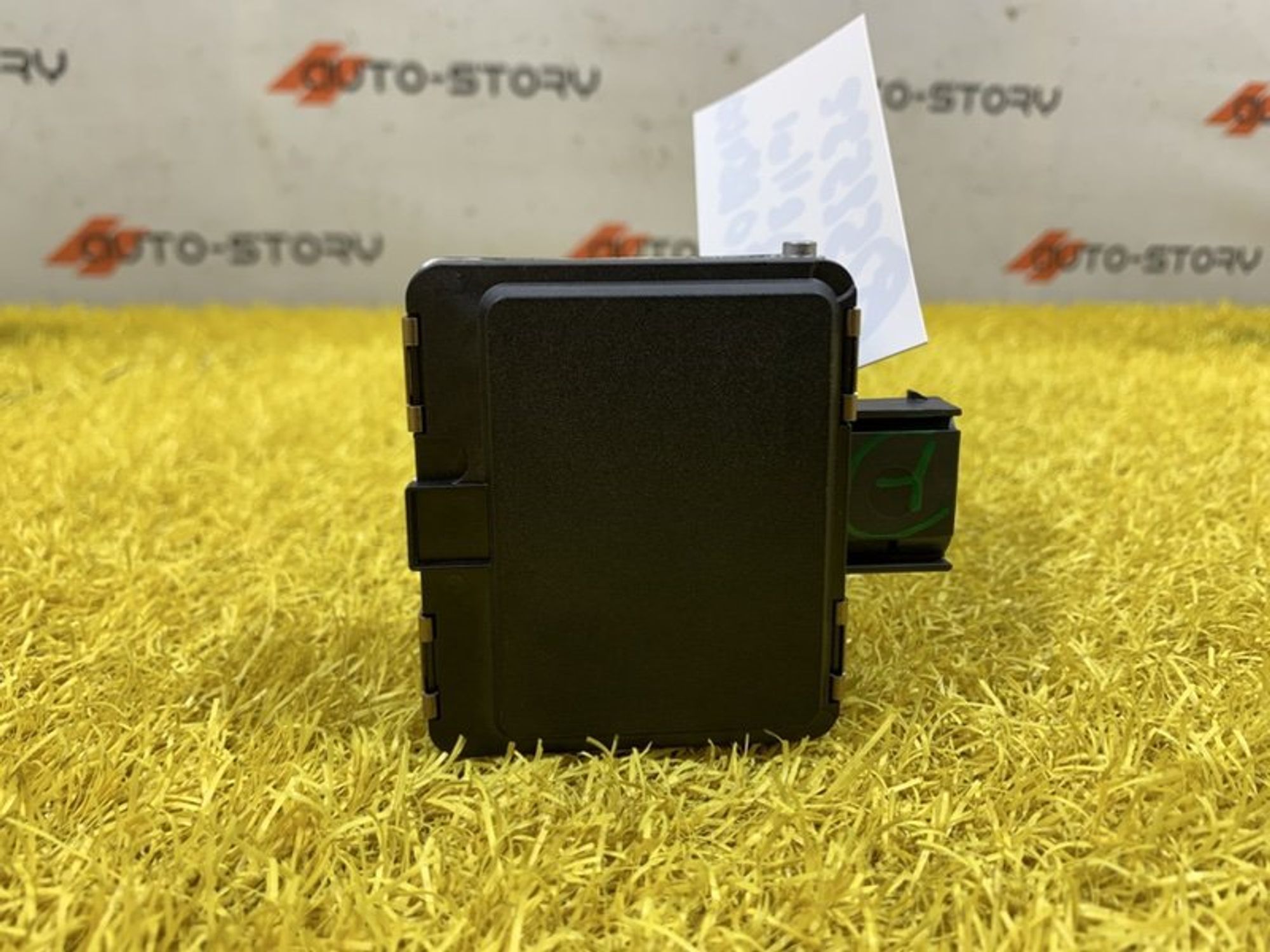 https://ycs.partsauto.market/partsauto-images/thmbs/dc0eef04b6e03176379763a38d44e994/821eb75bc1134201c64e796723f08e64/8b72878707ec7956c57cbc87a1d19cc0.jpg