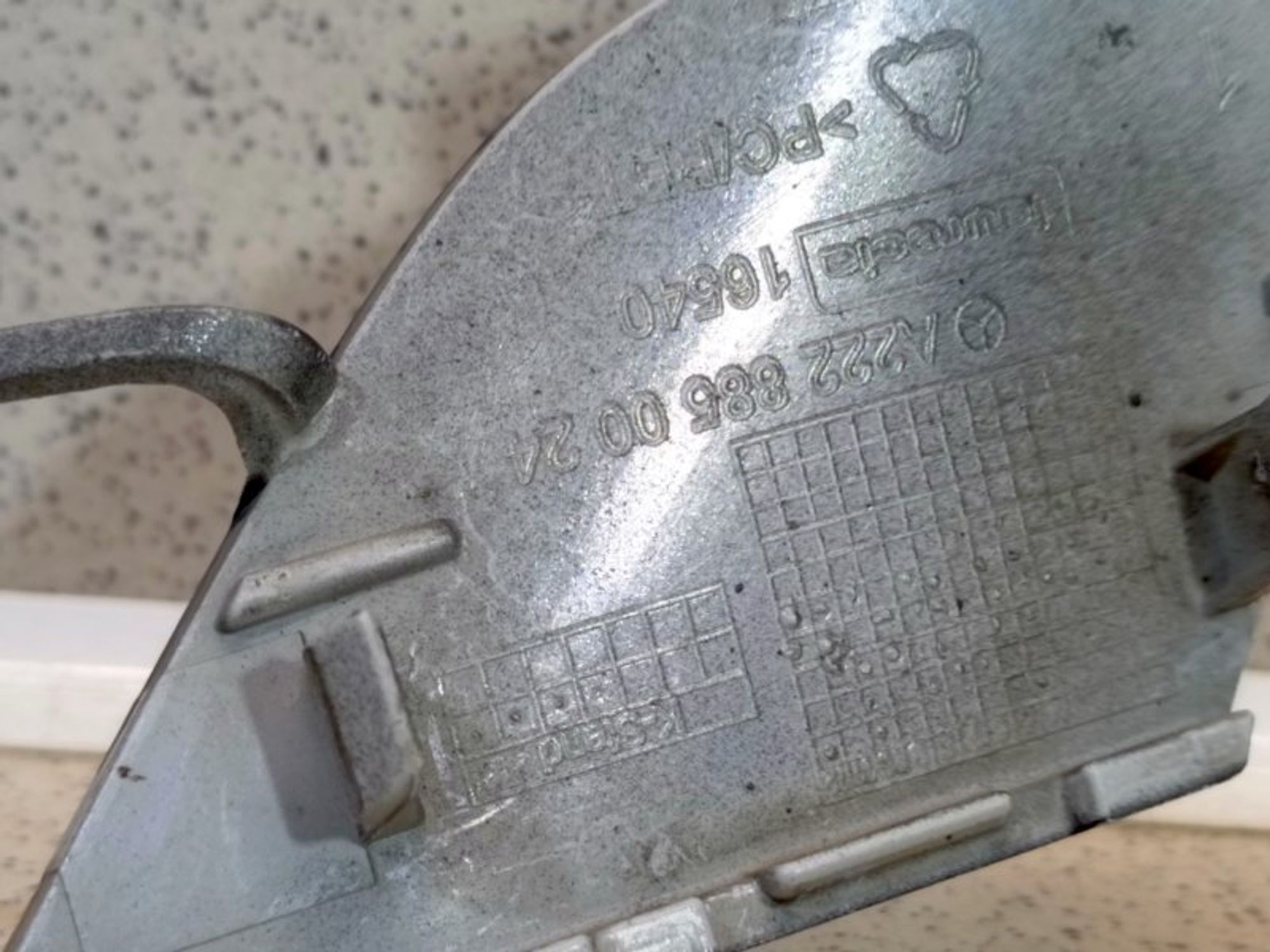 https://ycs.partsauto.market/partsauto-images/thmbs/dc0eef04b6e03176379763a38d44e994/8499f78e1ac3638da8422d7f1db2359e/9bcbf70afae8adcce175ac32957d9f90.jpg