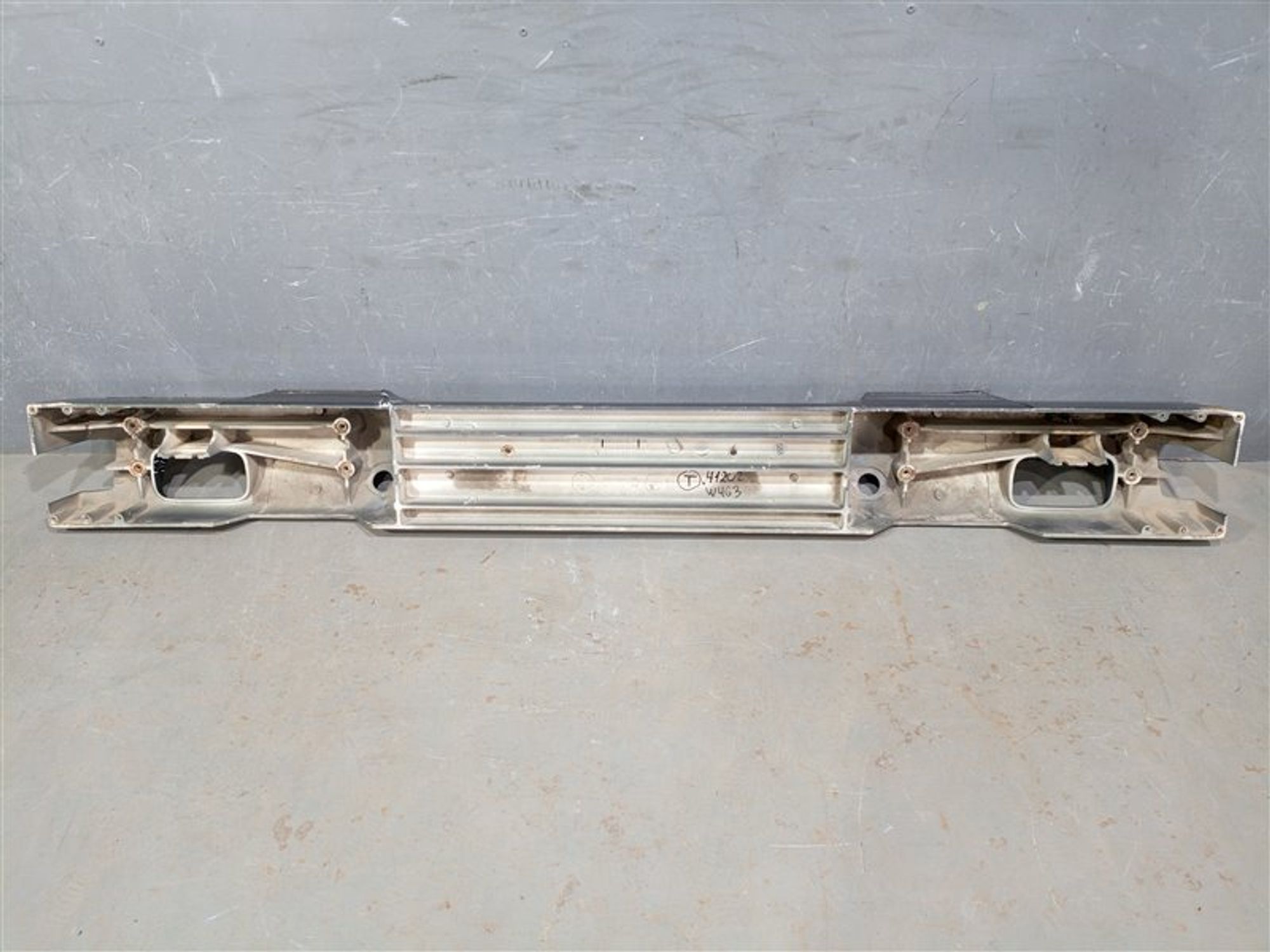 https://ycs.partsauto.market/partsauto-images/thmbs/dc0eef04b6e03176379763a38d44e994/86197b1af925f6dba6cc5ff3248711e6/f47bed20c43bd2b6511357a9555e3ebf.jpg