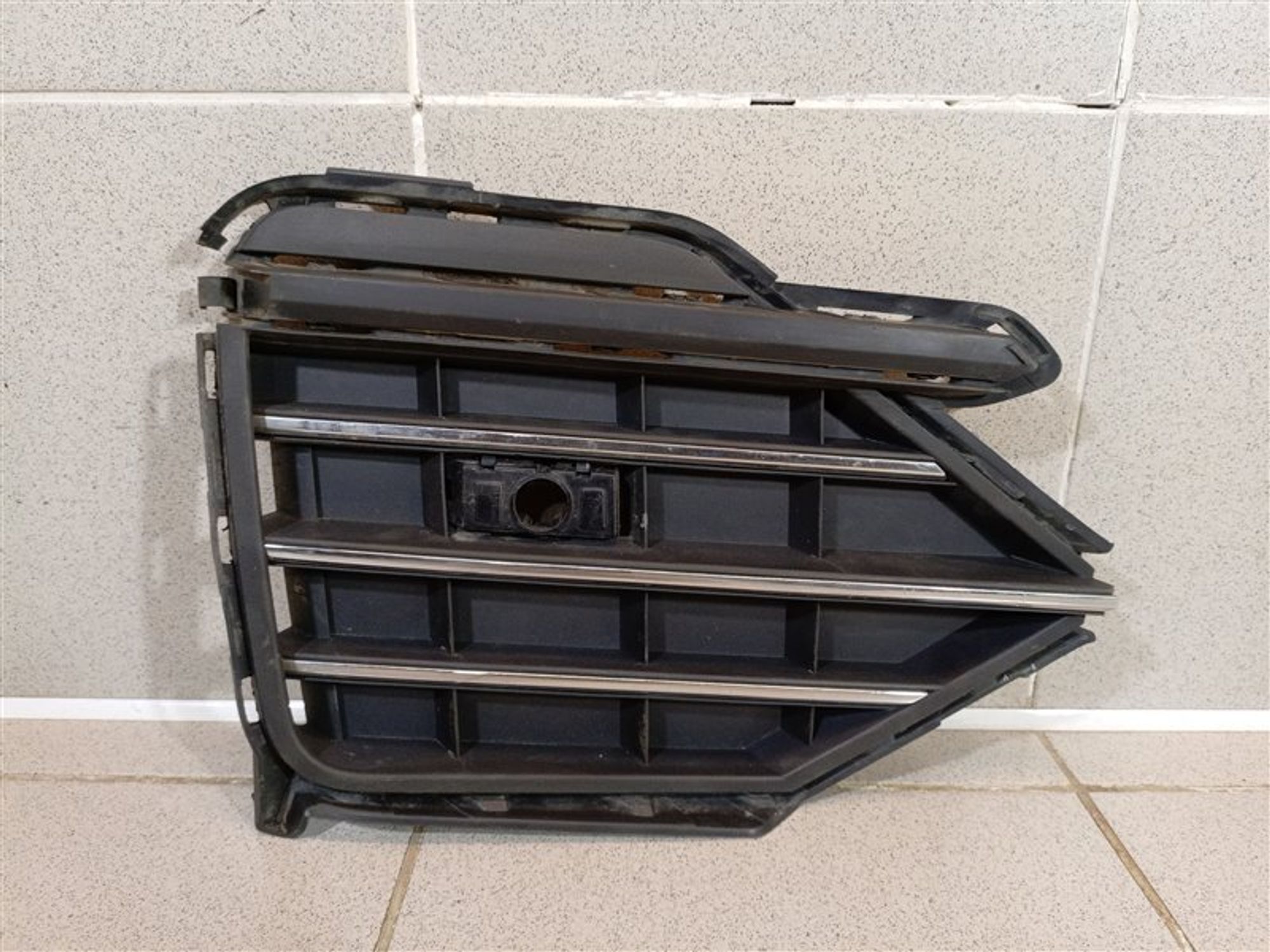 https://ycs.partsauto.market/partsauto-images/thmbs/dc0eef04b6e03176379763a38d44e994/86981a7b764cfc7e7309c821d925fc39/8d45af65cb77e86e3aa8e22aa29c793f.jpg