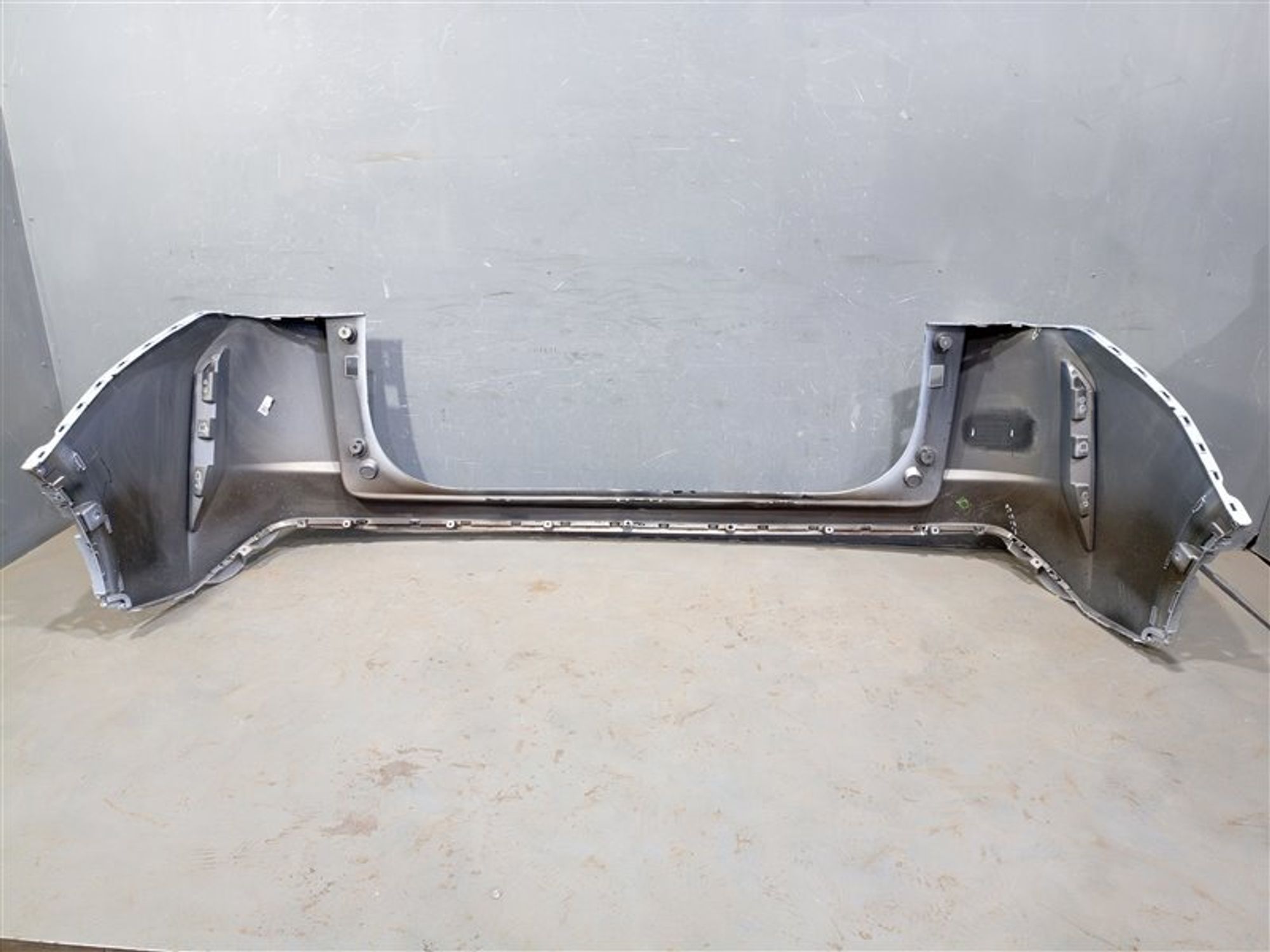 https://ycs.partsauto.market/partsauto-images/thmbs/dc0eef04b6e03176379763a38d44e994/8ac1a4ce9e15a1f7f48b57d747a4af04/d000625810c022136061efe444c40927.jpg