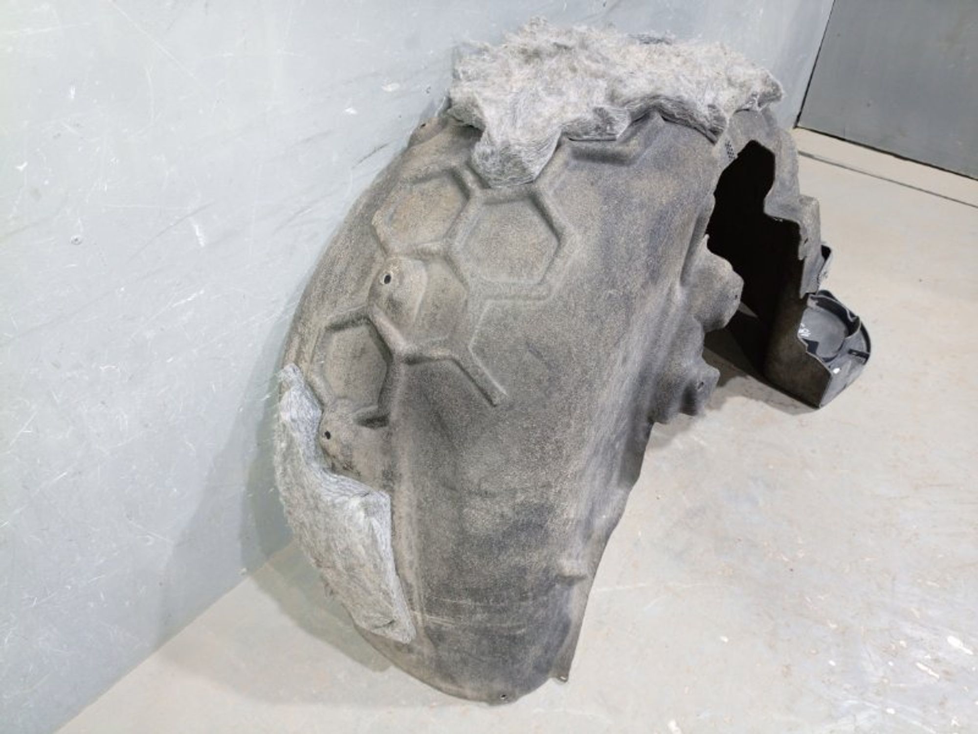 https://ycs.partsauto.market/partsauto-images/thmbs/dc0eef04b6e03176379763a38d44e994/8cb9aeb251e285bc7431e5fb682f778d/e9affb2c454956d481614db5ae901b9a.jpg