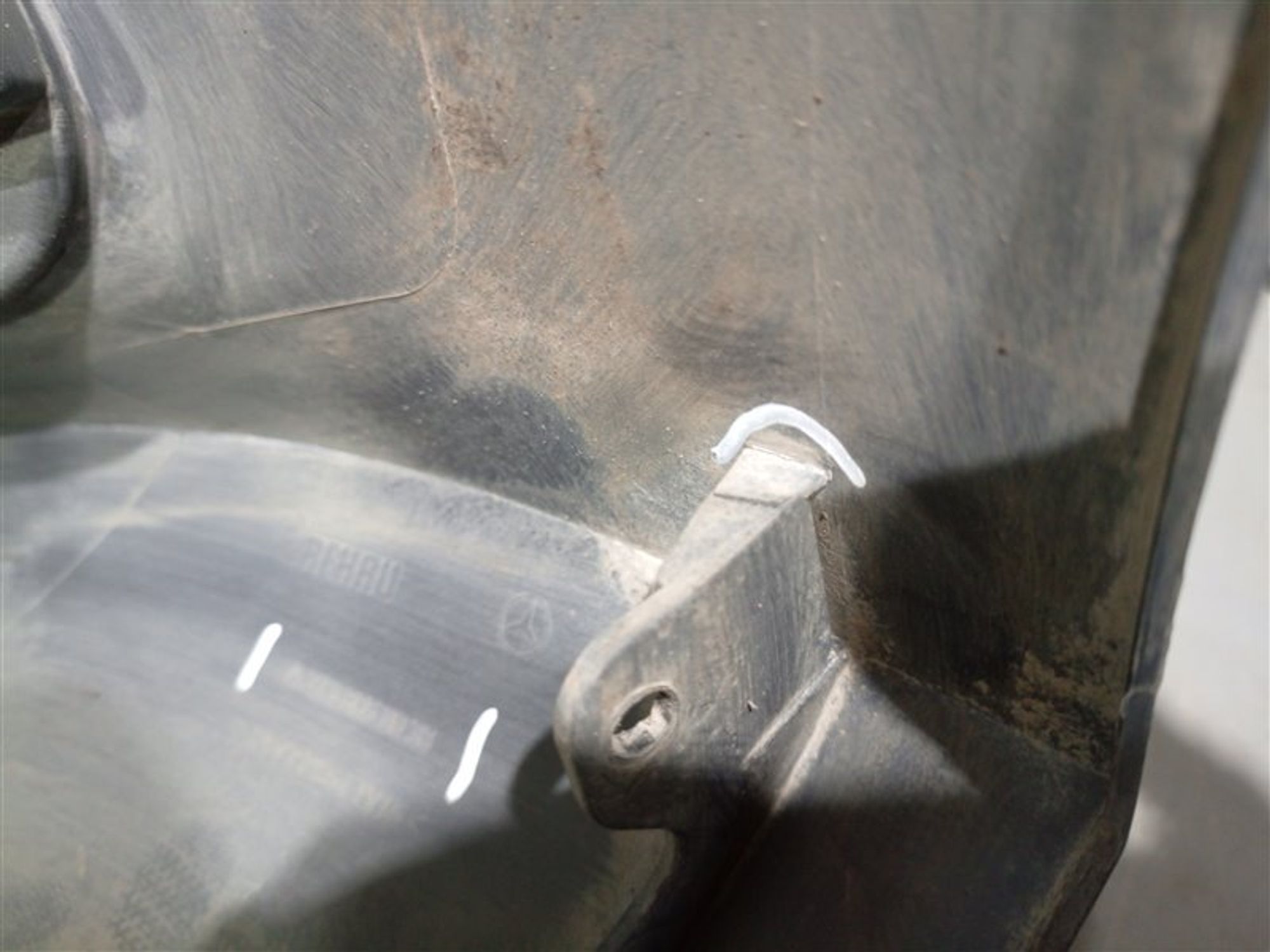 https://ycs.partsauto.market/partsauto-images/thmbs/dc0eef04b6e03176379763a38d44e994/8d577a8217bd2d6f4be0ceb85a97db90/43349d7bf9c29605566df0443de15bf6.jpg