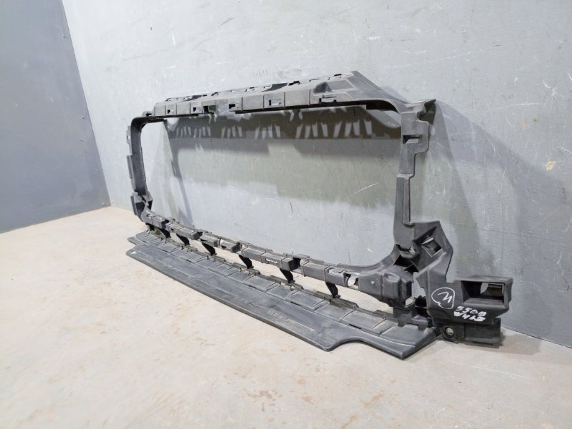 https://ycs.partsauto.market/partsauto-images/thmbs/dc0eef04b6e03176379763a38d44e994/913e21af0399aeecff045f9edaf8b3b3/af32df3d98356df5db2d57a3711181a1.jpg