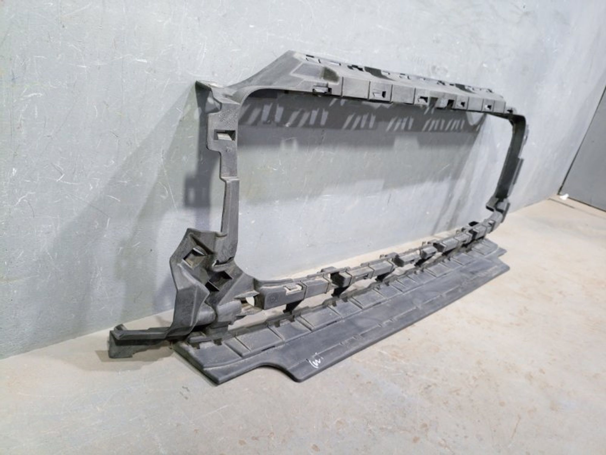 https://ycs.partsauto.market/partsauto-images/thmbs/dc0eef04b6e03176379763a38d44e994/913e21af0399aeecff045f9edaf8b3b3/fee0286f4b7ee4a5f6f1e97d8aca64b6.jpg