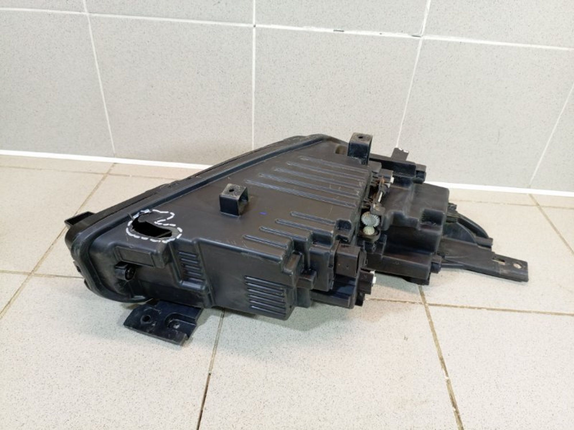 https://ycs.partsauto.market/partsauto-images/thmbs/dc0eef04b6e03176379763a38d44e994/92195556e2ac2a1c75acdd2d24ff4e87/3ee9ae67af7218ac9ef32c4361598161.jpg