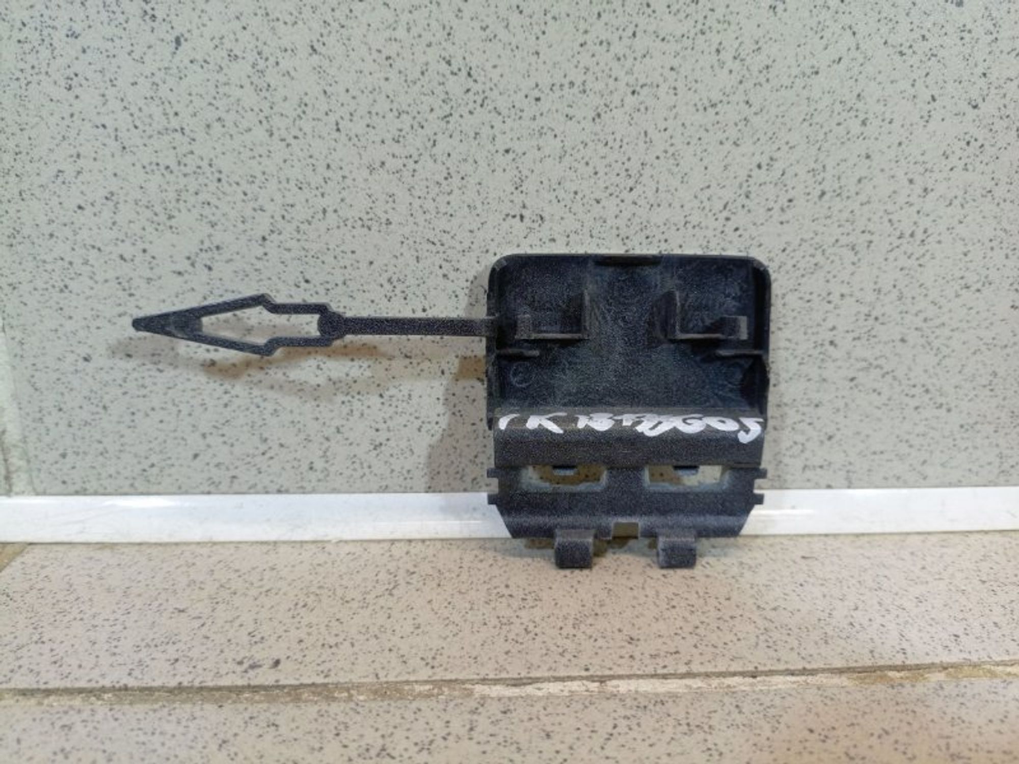 https://ycs.partsauto.market/partsauto-images/thmbs/dc0eef04b6e03176379763a38d44e994/932ca3004b7329eb73912ce88f074e72/2a8a712682d78e4559e844bda6245e6e.jpg
