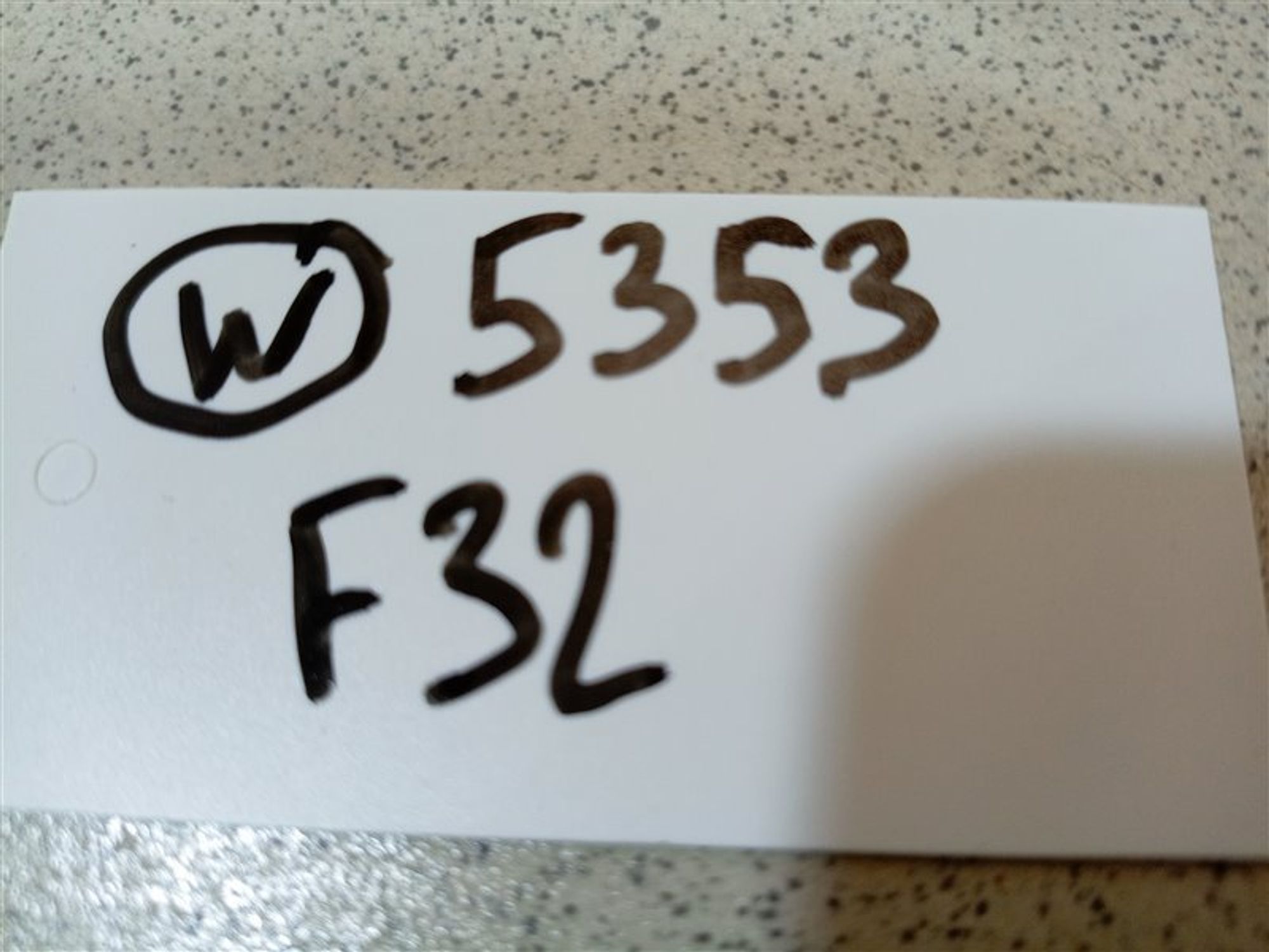 https://ycs.partsauto.market/partsauto-images/thmbs/dc0eef04b6e03176379763a38d44e994/93a8969882ed25847e24f482eb263af9/f382bb6c938d949a242f302e2102f460.jpg