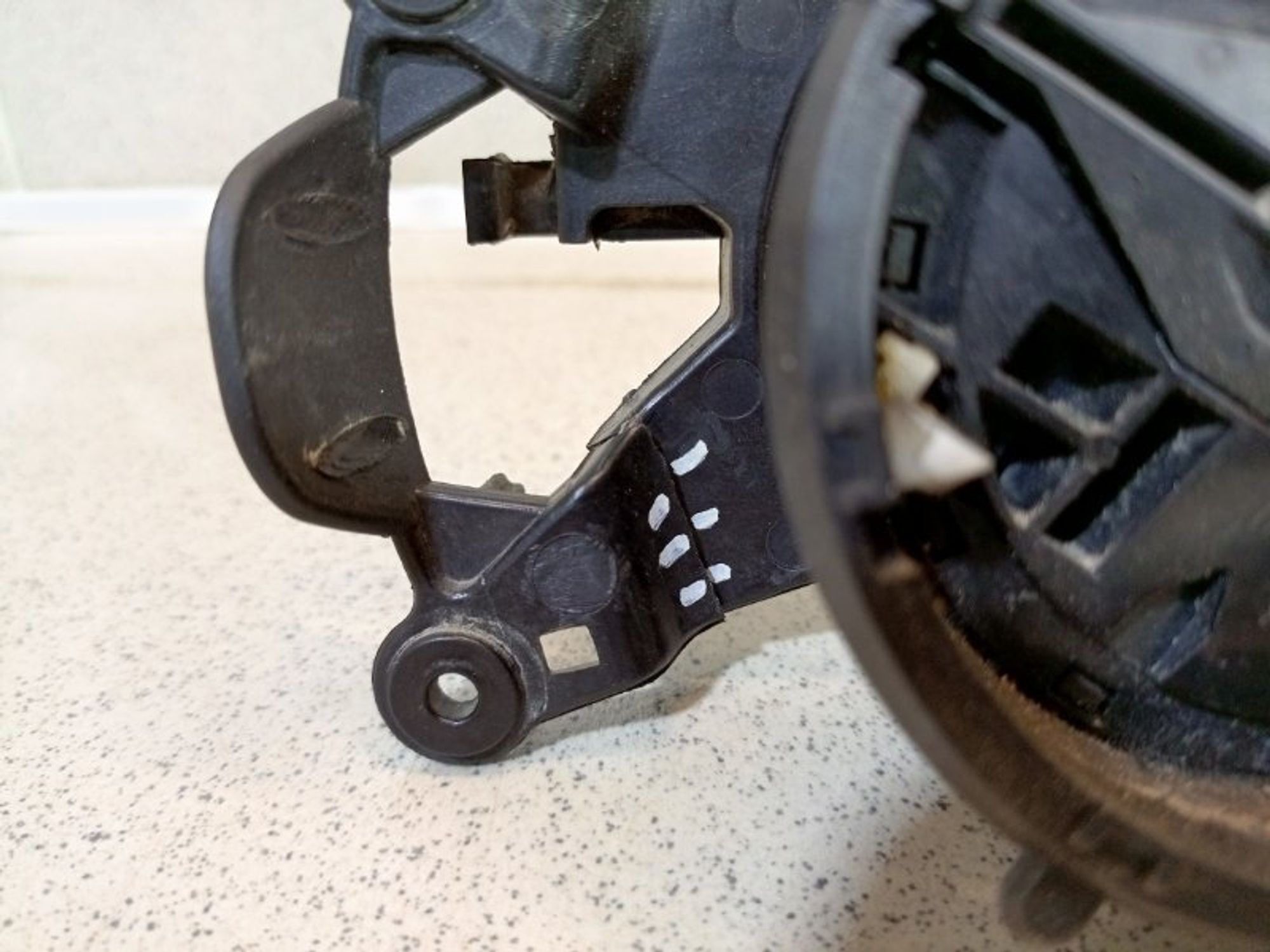 https://ycs.partsauto.market/partsauto-images/thmbs/dc0eef04b6e03176379763a38d44e994/986f8381d571bb4958ba8b15cc8fad58/095fc982b562075a79c17c372c4f2d57.jpg