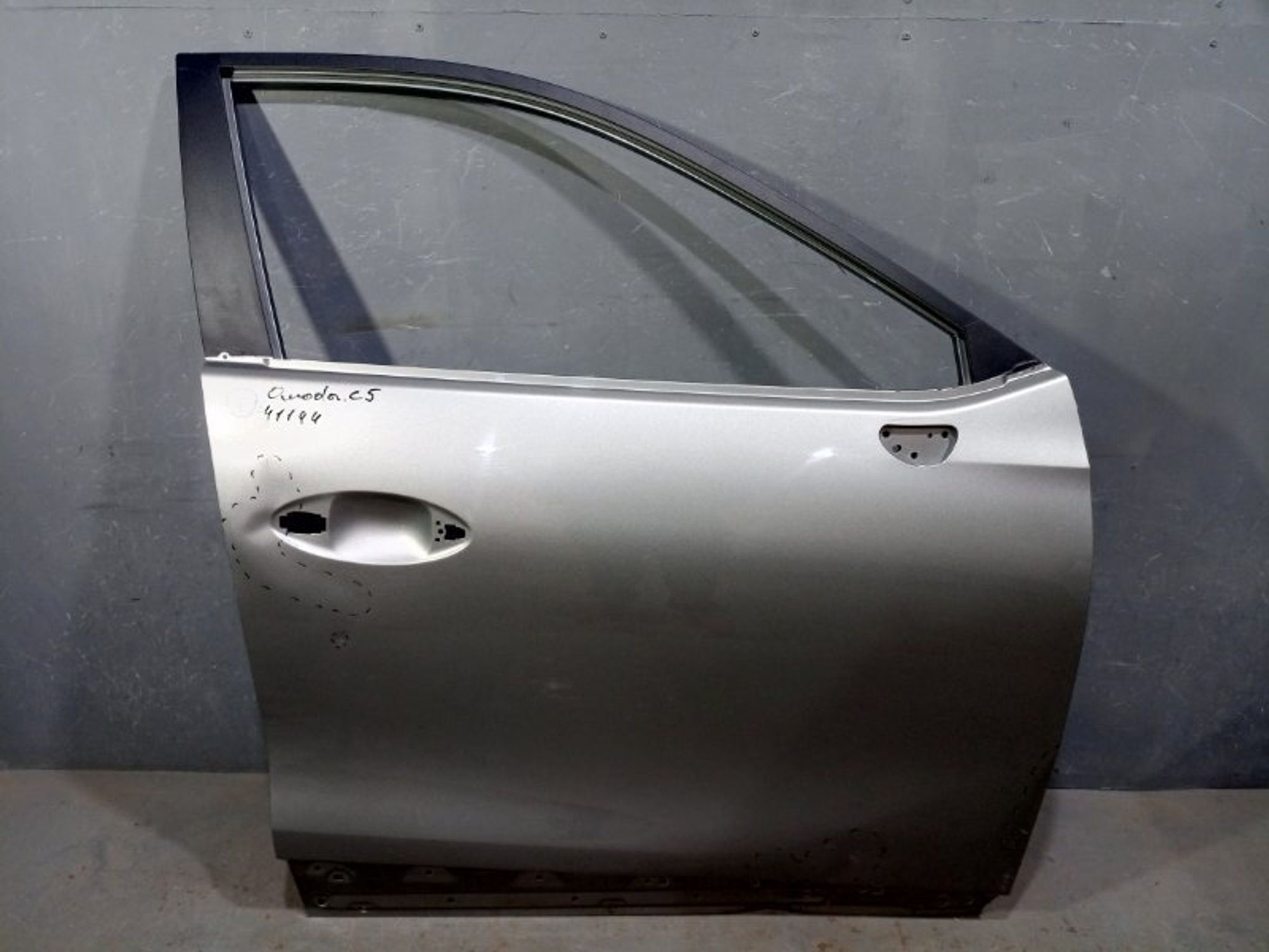 https://ycs.partsauto.market/partsauto-images/thmbs/dc0eef04b6e03176379763a38d44e994/9ac725525ba7defc8759ccc95431449e/c4865d93cfd23b399f2383508e9d30ab.jpg