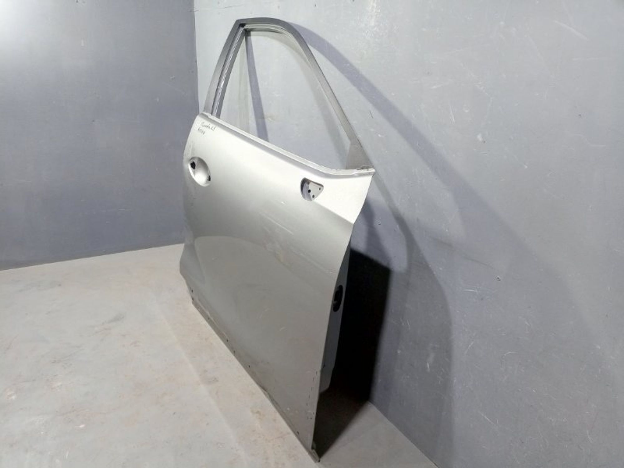 https://ycs.partsauto.market/partsauto-images/thmbs/dc0eef04b6e03176379763a38d44e994/9ac725525ba7defc8759ccc95431449e/fd212817672984b0c7fd223d12475621.jpg