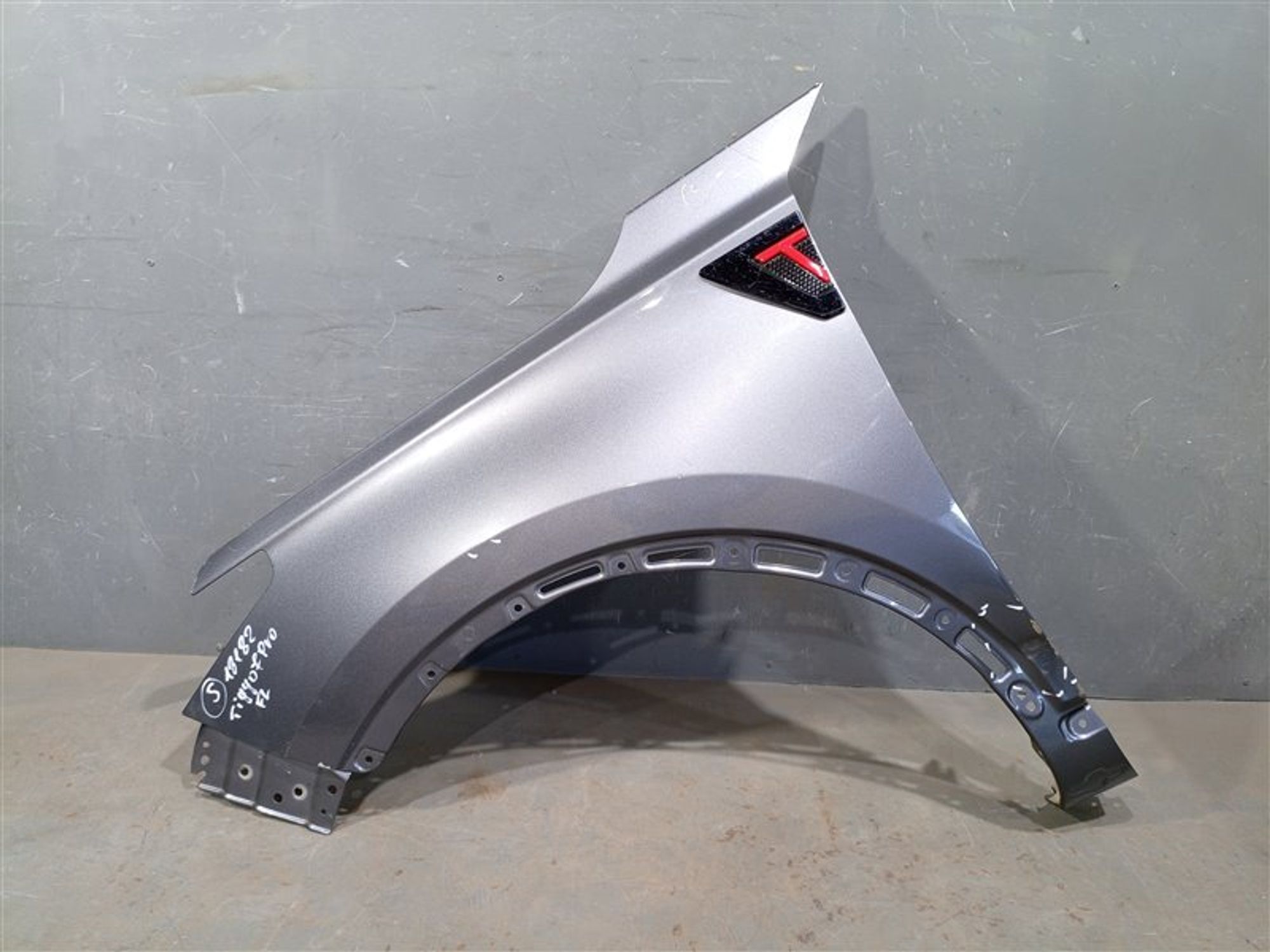 https://ycs.partsauto.market/partsauto-images/thmbs/dc0eef04b6e03176379763a38d44e994/9c0231a86d7dc4ecb84a18bd08915137/4842c3cabe889751cfb3ac2d5aa857c1.jpg