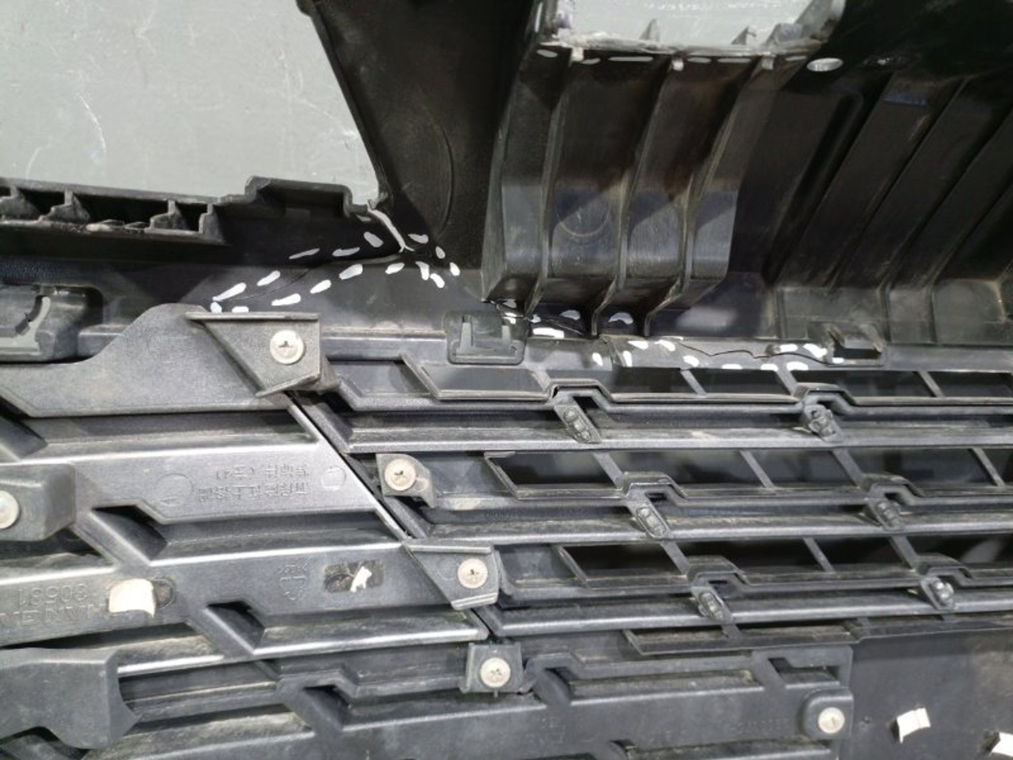 https://ycs.partsauto.market/partsauto-images/thmbs/dc0eef04b6e03176379763a38d44e994/9ee102537e332b6062fe76850d5f54cb/41d5871e7fb1651ffe18fafaf0329faa.jpg
