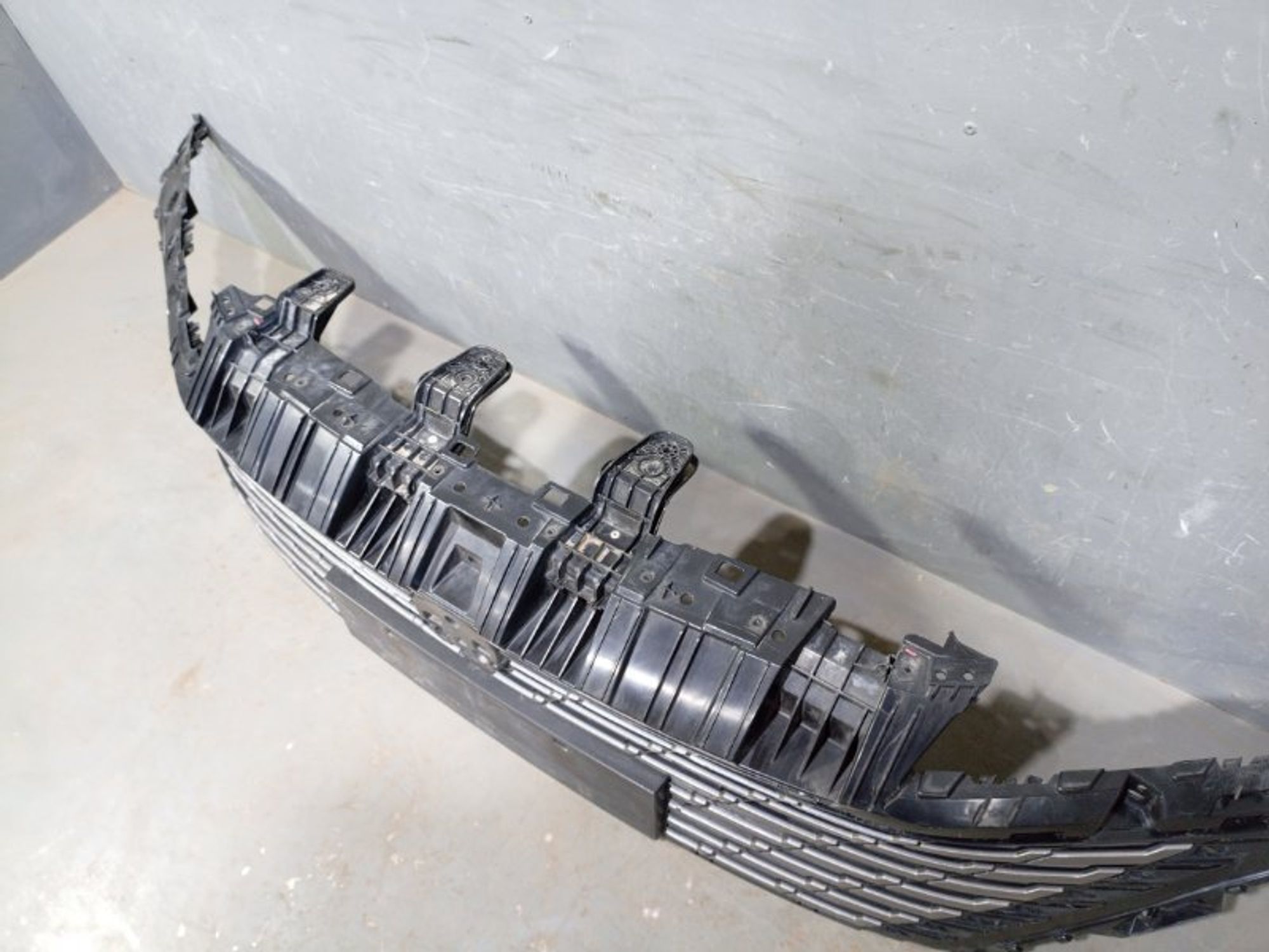 https://ycs.partsauto.market/partsauto-images/thmbs/dc0eef04b6e03176379763a38d44e994/9ee102537e332b6062fe76850d5f54cb/5b1d8cf3b7ed7f9601f344cb5b5b961b.jpg