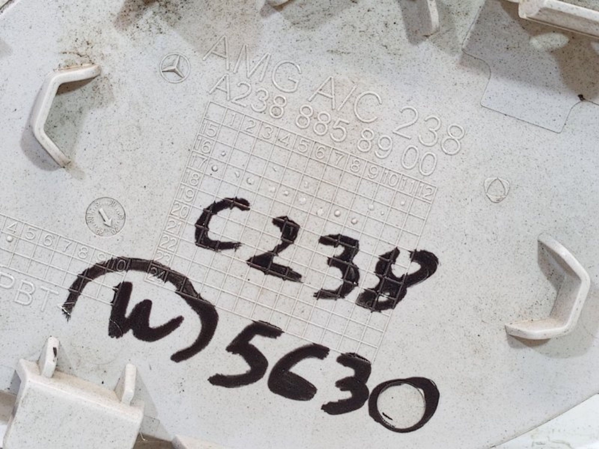 https://ycs.partsauto.market/partsauto-images/thmbs/dc0eef04b6e03176379763a38d44e994/a041db632e83c83c69ef41f67a474c2a/93808cb7fd90ee235337b0c9b664e2d3.jpg