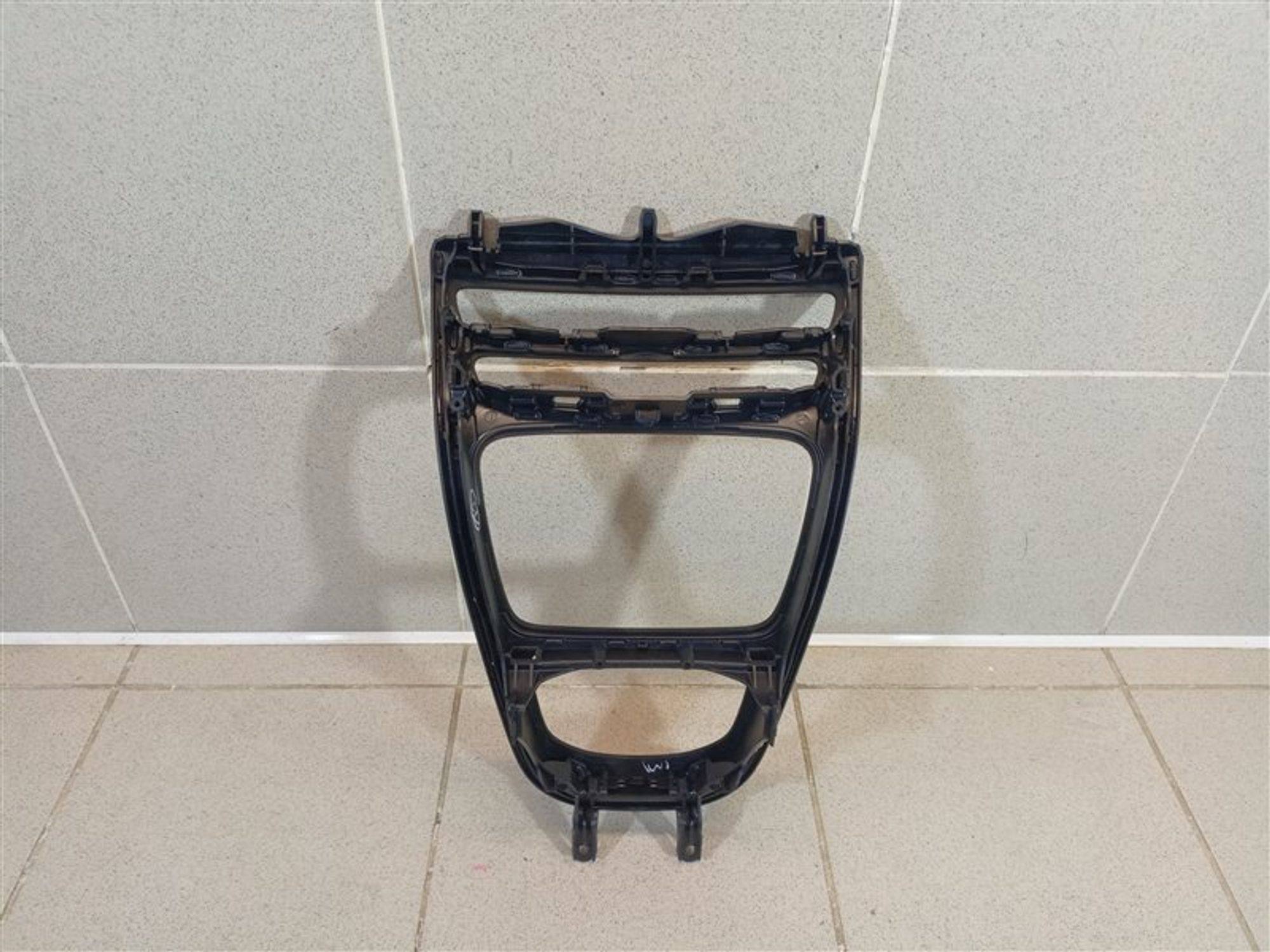 https://ycs.partsauto.market/partsauto-images/thmbs/dc0eef04b6e03176379763a38d44e994/a1168ad27bcc4e32f3dc668ab7cd5e3e/913a263605529d7ce83417802e2a7f7d.jpg