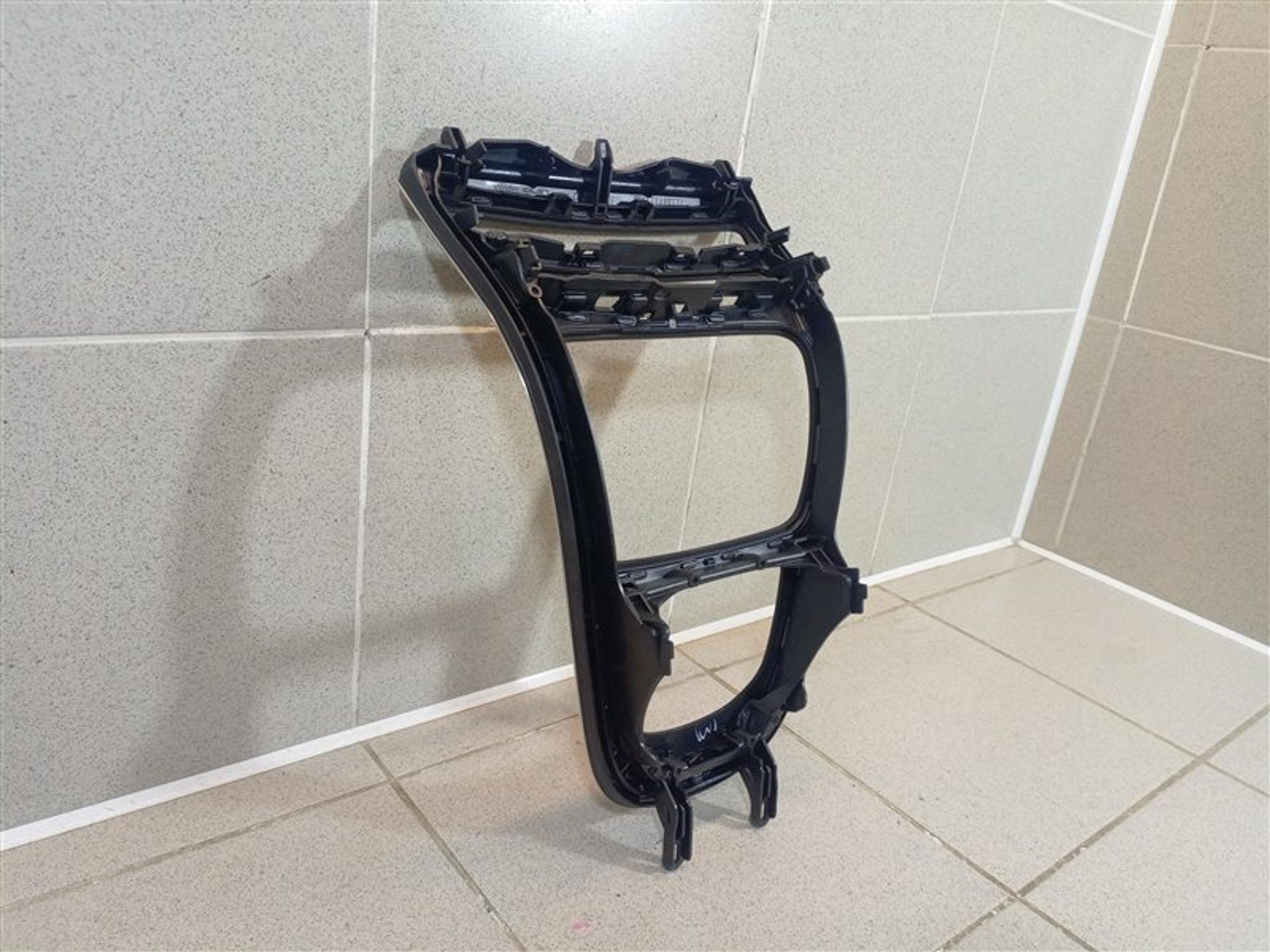 https://ycs.partsauto.market/partsauto-images/thmbs/dc0eef04b6e03176379763a38d44e994/a1168ad27bcc4e32f3dc668ab7cd5e3e/e3991584c26dfe84ae0fc97d8f1240c2.jpg