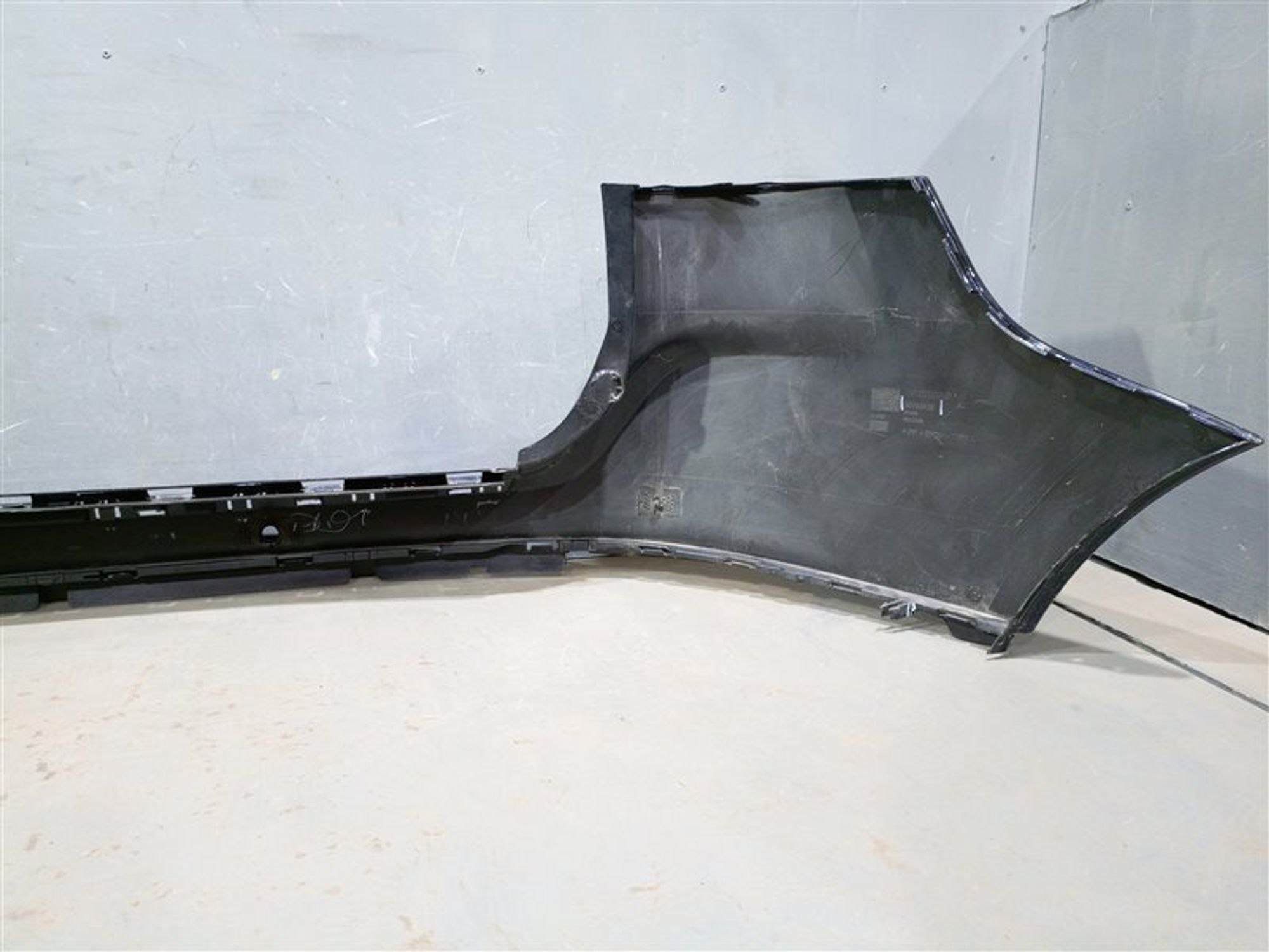 https://ycs.partsauto.market/partsauto-images/thmbs/dc0eef04b6e03176379763a38d44e994/a15883916632b497f53d792e5f438ed6/4f2355e357e31990cb5ab42f48b3ece4.jpg
