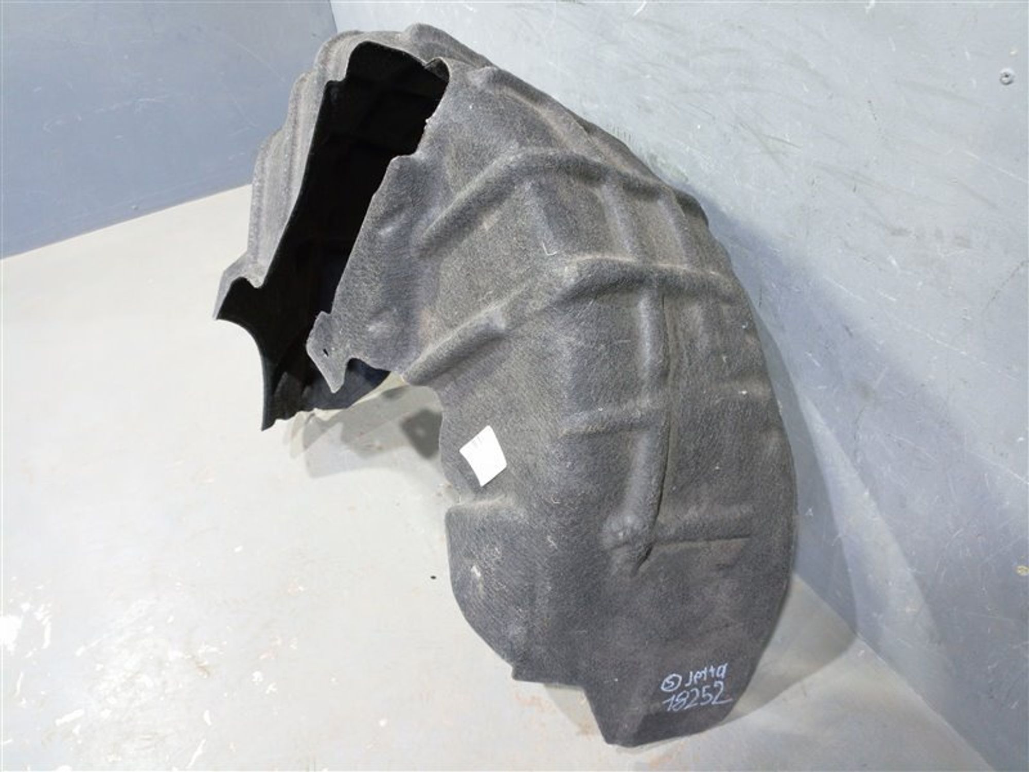 https://ycs.partsauto.market/partsauto-images/thmbs/dc0eef04b6e03176379763a38d44e994/a19572e702c92f273bdd1f1359e26d42/d6e46ddf6c8b893578475f447514690b.jpg