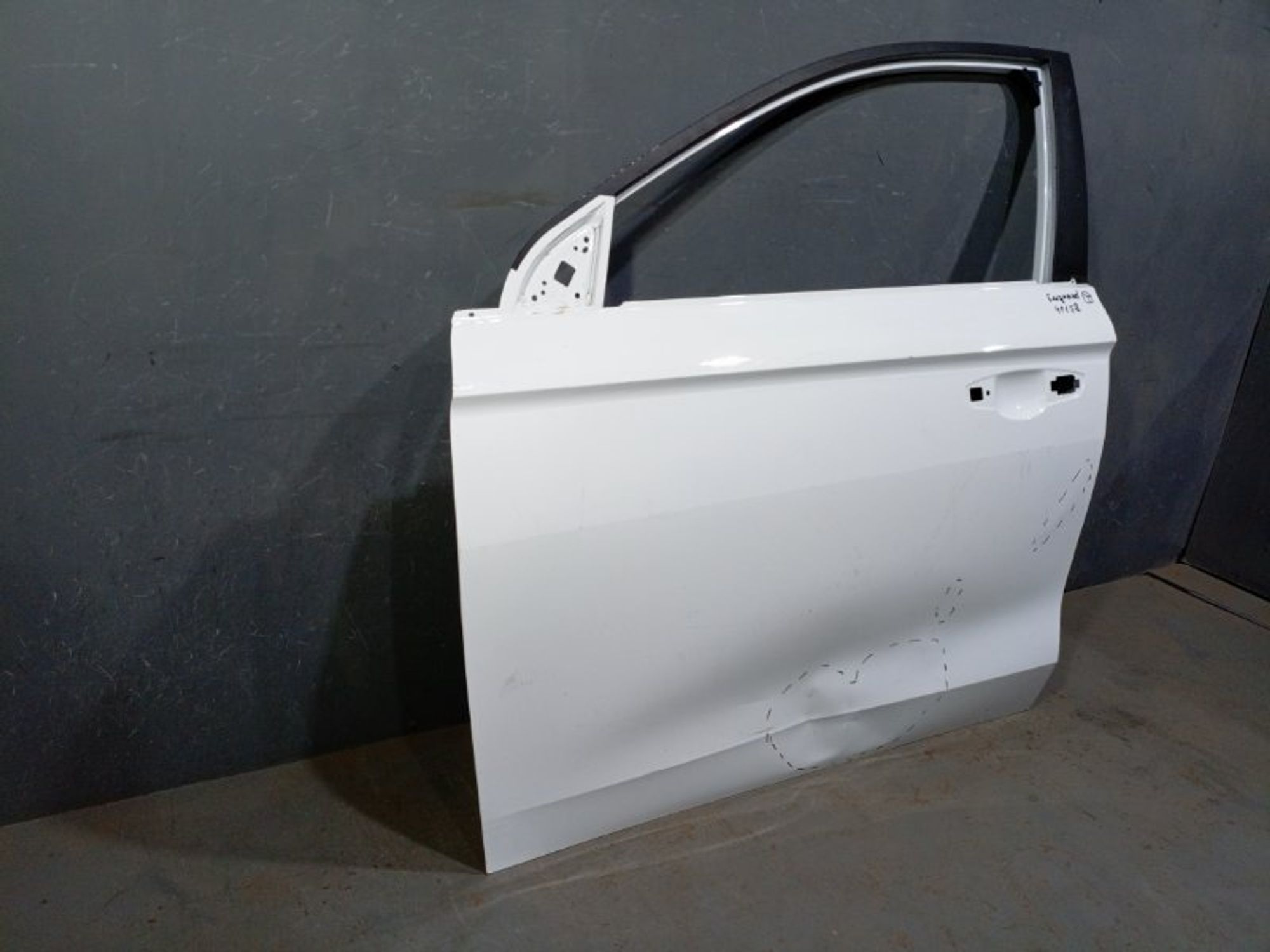 https://ycs.partsauto.market/partsauto-images/thmbs/dc0eef04b6e03176379763a38d44e994/a28200ed587f3a4255c638726ba02421/3a7aa1119cff1d313263c3124da3b473.jpg