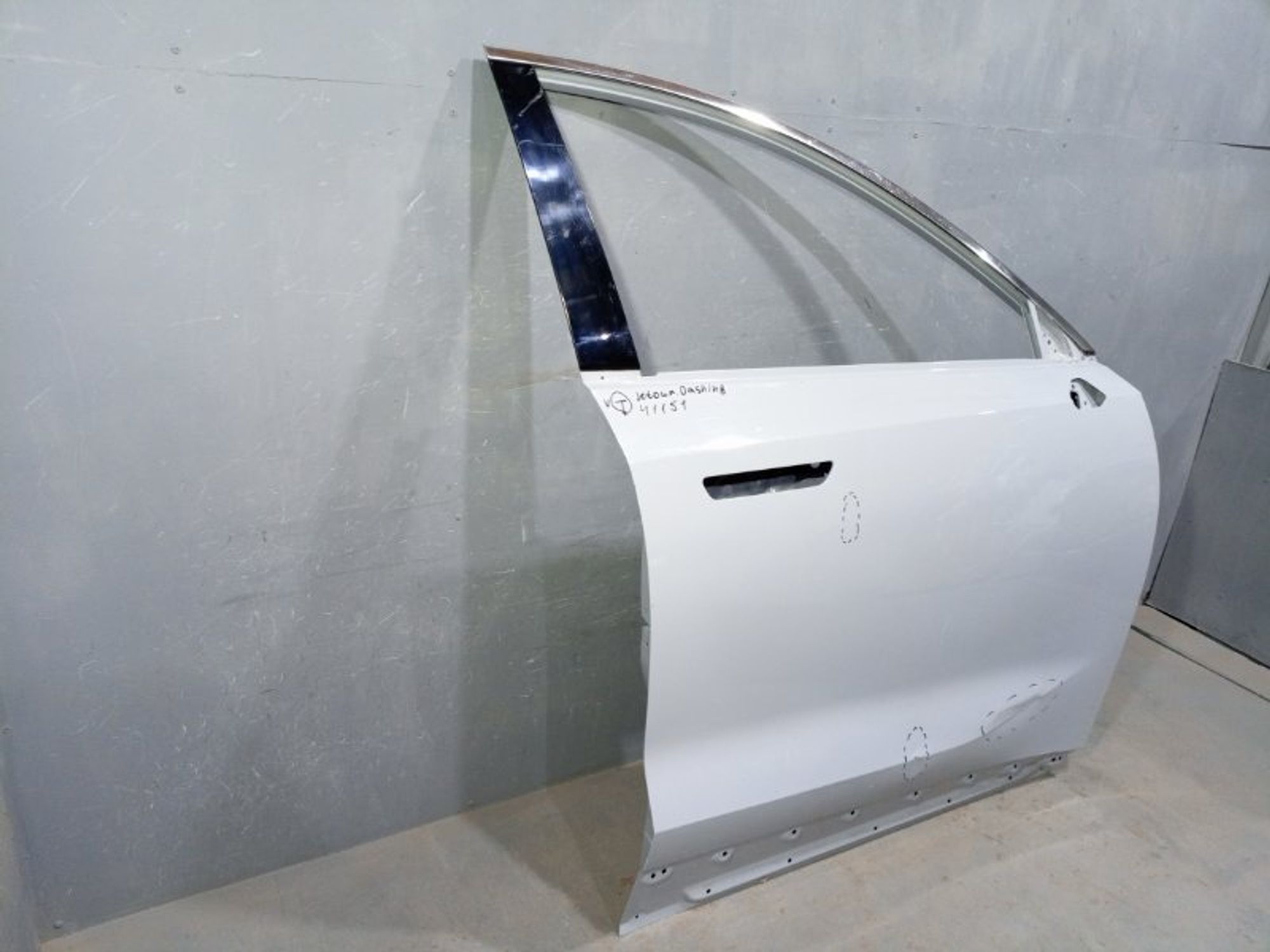 https://ycs.partsauto.market/partsauto-images/thmbs/dc0eef04b6e03176379763a38d44e994/a2f59b89fcc3dfa9b87b66302b4a8b17/90ee12210bfe8777d0b0467e971bb929.jpg