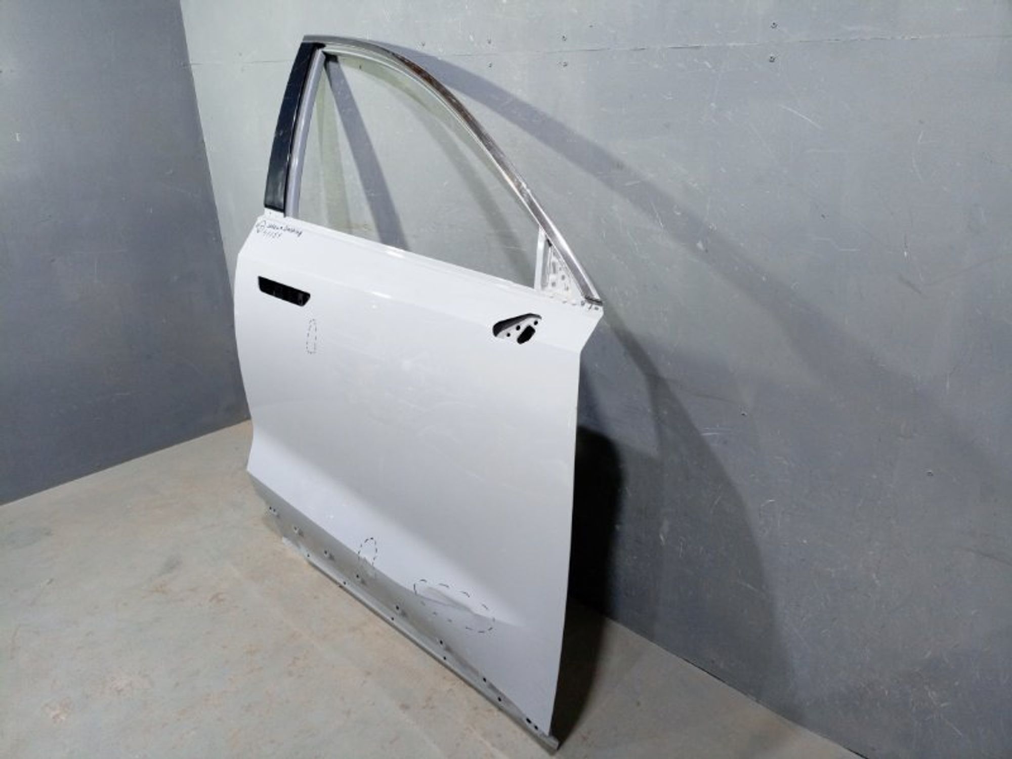 https://ycs.partsauto.market/partsauto-images/thmbs/dc0eef04b6e03176379763a38d44e994/a2f59b89fcc3dfa9b87b66302b4a8b17/9f76f597a93a336de3a126083481639e.jpg