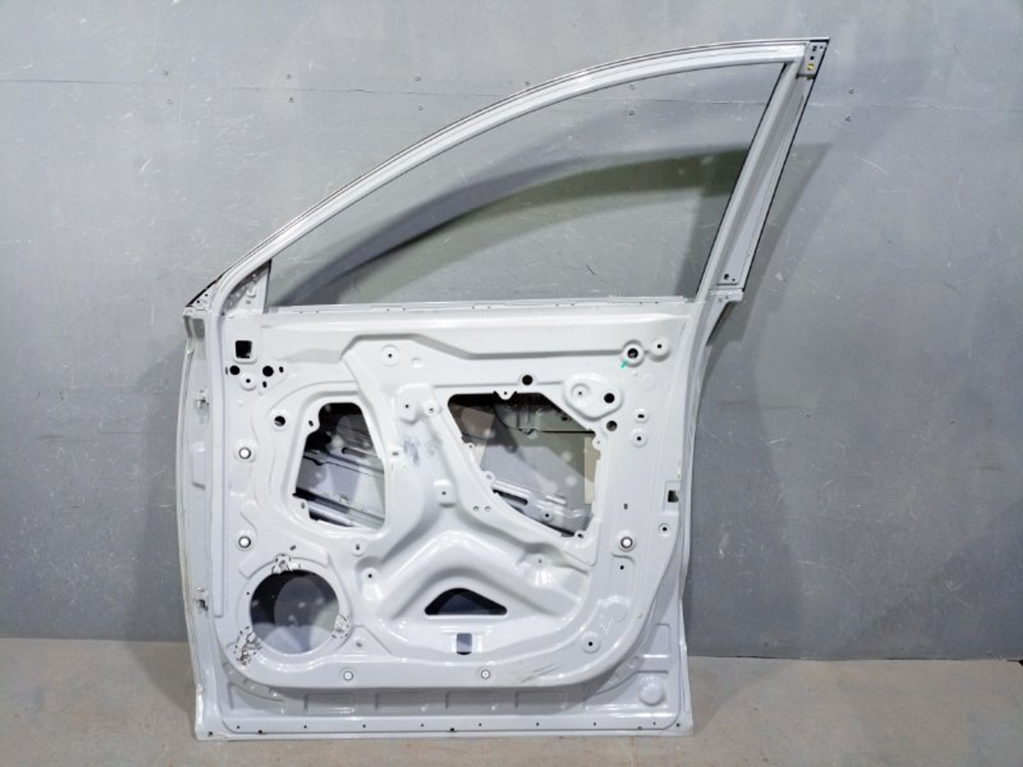 https://ycs.partsauto.market/partsauto-images/thmbs/dc0eef04b6e03176379763a38d44e994/a2f59b89fcc3dfa9b87b66302b4a8b17/d0a96967fbe9acc1084d7e870e993376.jpg