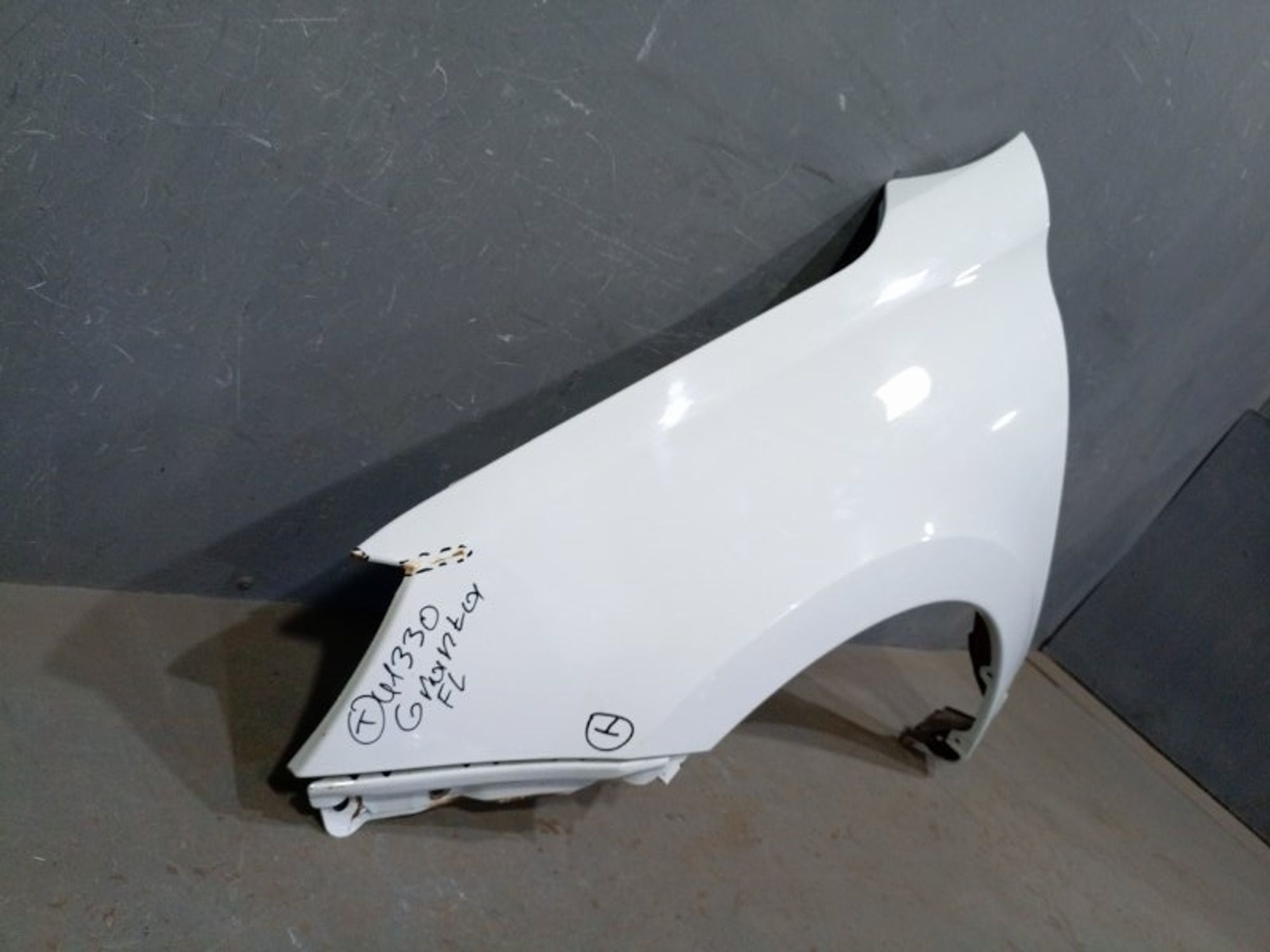 https://ycs.partsauto.market/partsauto-images/thmbs/dc0eef04b6e03176379763a38d44e994/a7fa1b9b2e248317aabd41d54b7d2946/63b9c1abb9ebe40915ac2b21811211d8.jpg