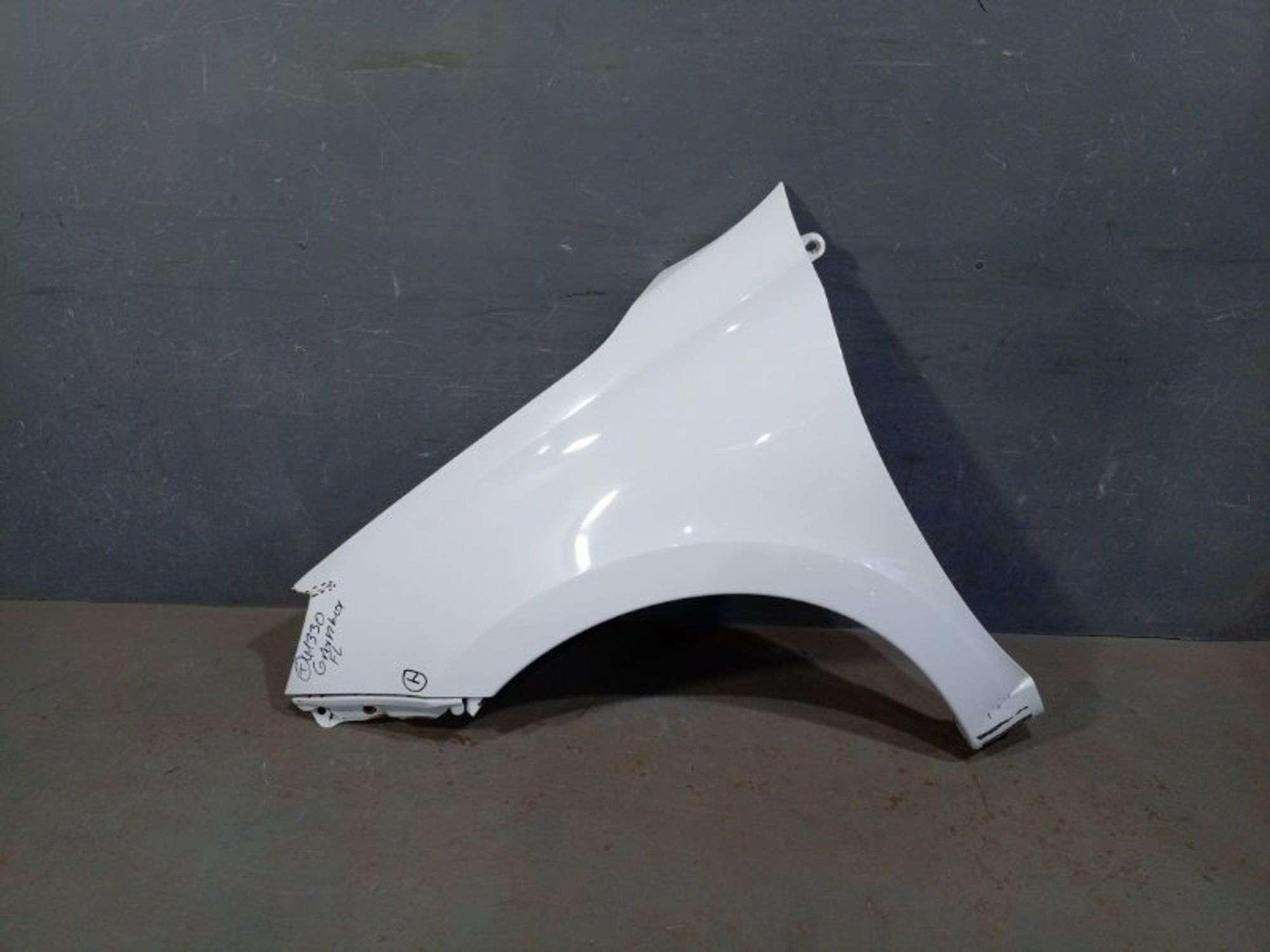 https://ycs.partsauto.market/partsauto-images/thmbs/dc0eef04b6e03176379763a38d44e994/a7fa1b9b2e248317aabd41d54b7d2946/69e7a79f25dc53985bd8841e48f6a34d.jpg