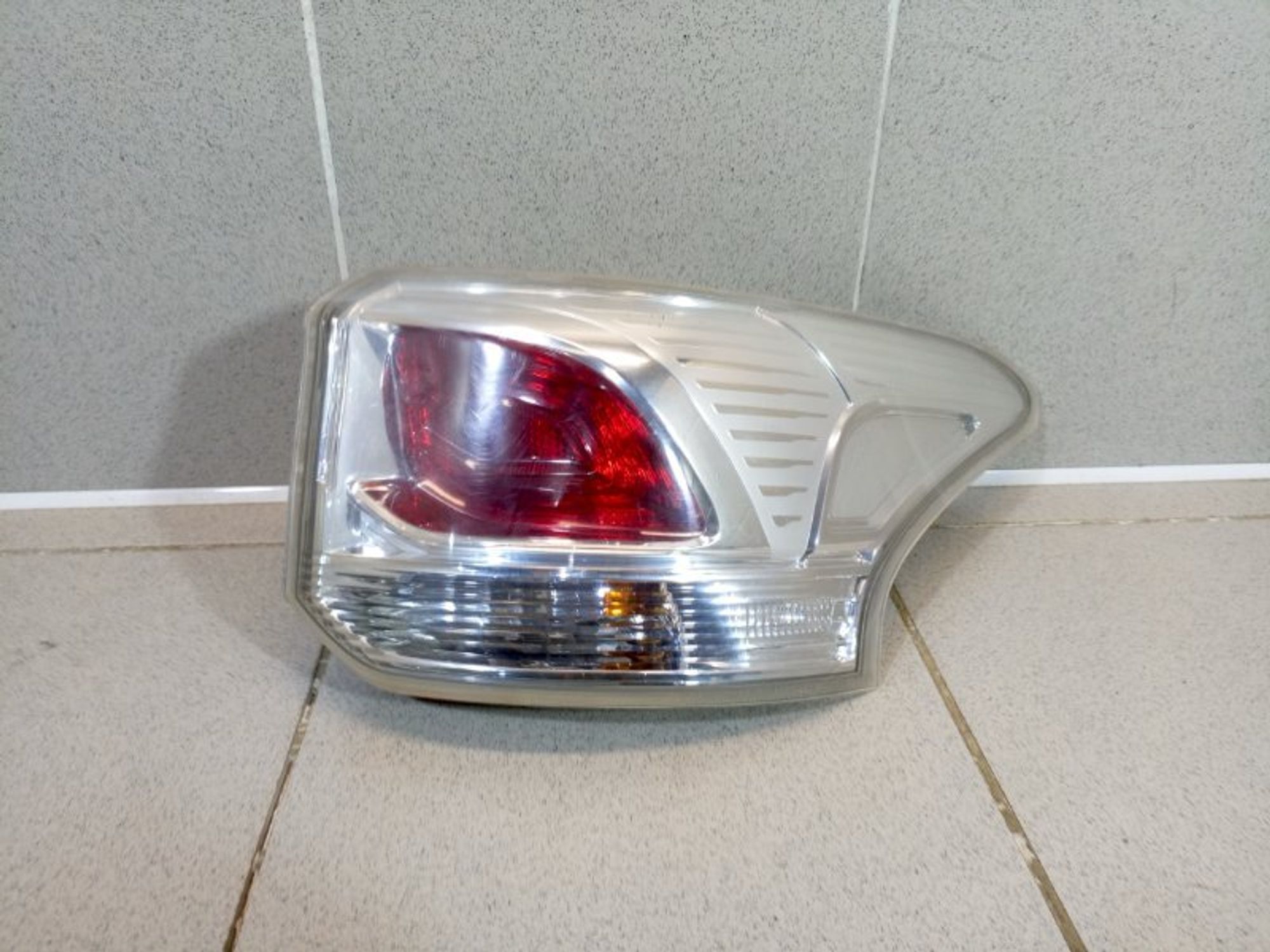 https://ycs.partsauto.market/partsauto-images/thmbs/dc0eef04b6e03176379763a38d44e994/a88ea46378a0422aaf41e3e9fda8d260/01668a32996aef7865129557e7296a34.jpg