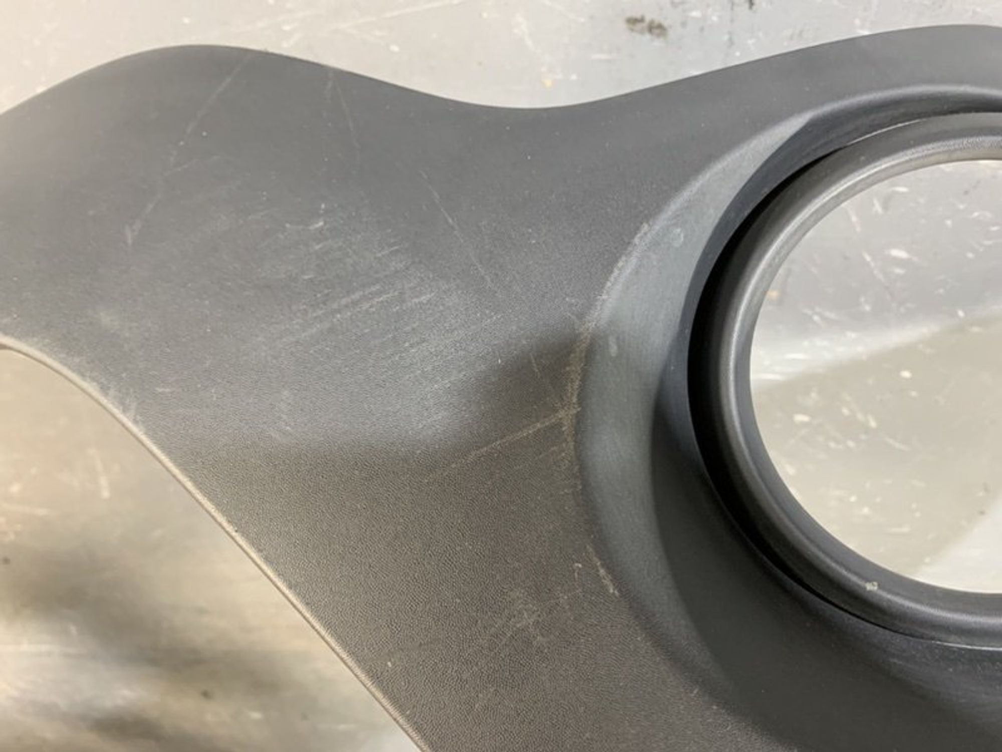 https://ycs.partsauto.market/partsauto-images/thmbs/dc0eef04b6e03176379763a38d44e994/aee2ca4f79750ae5a9fd6f33091916b8/cbcbd3917020121990963168bbcc4e05.jpg