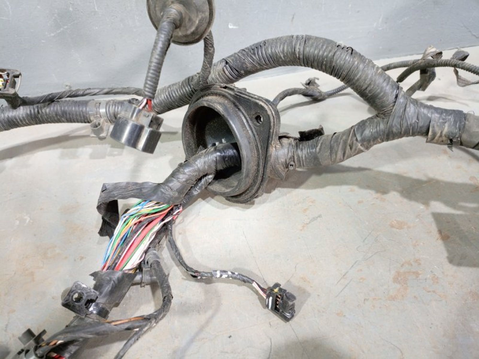 https://ycs.partsauto.market/partsauto-images/thmbs/dc0eef04b6e03176379763a38d44e994/afdbd94ebd4097524300486c03e928ba/f6b6213bc7112cfaf2a7535502e2ff09.jpg