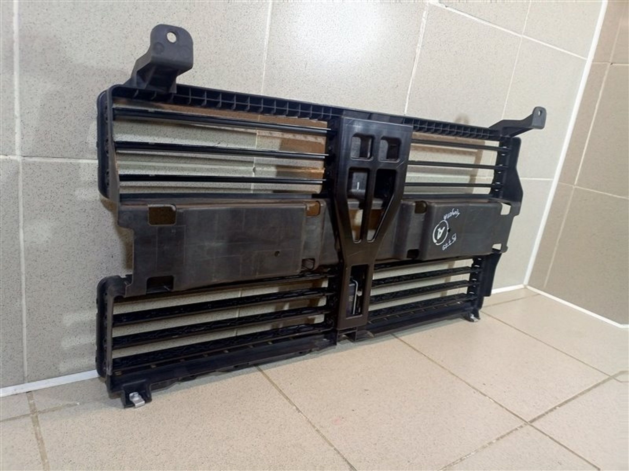 https://ycs.partsauto.market/partsauto-images/thmbs/dc0eef04b6e03176379763a38d44e994/b18b9a7632aa0bfe0ffe4238d839b0a5/0d2598484a6fad6088bb10737b8c991d.jpg