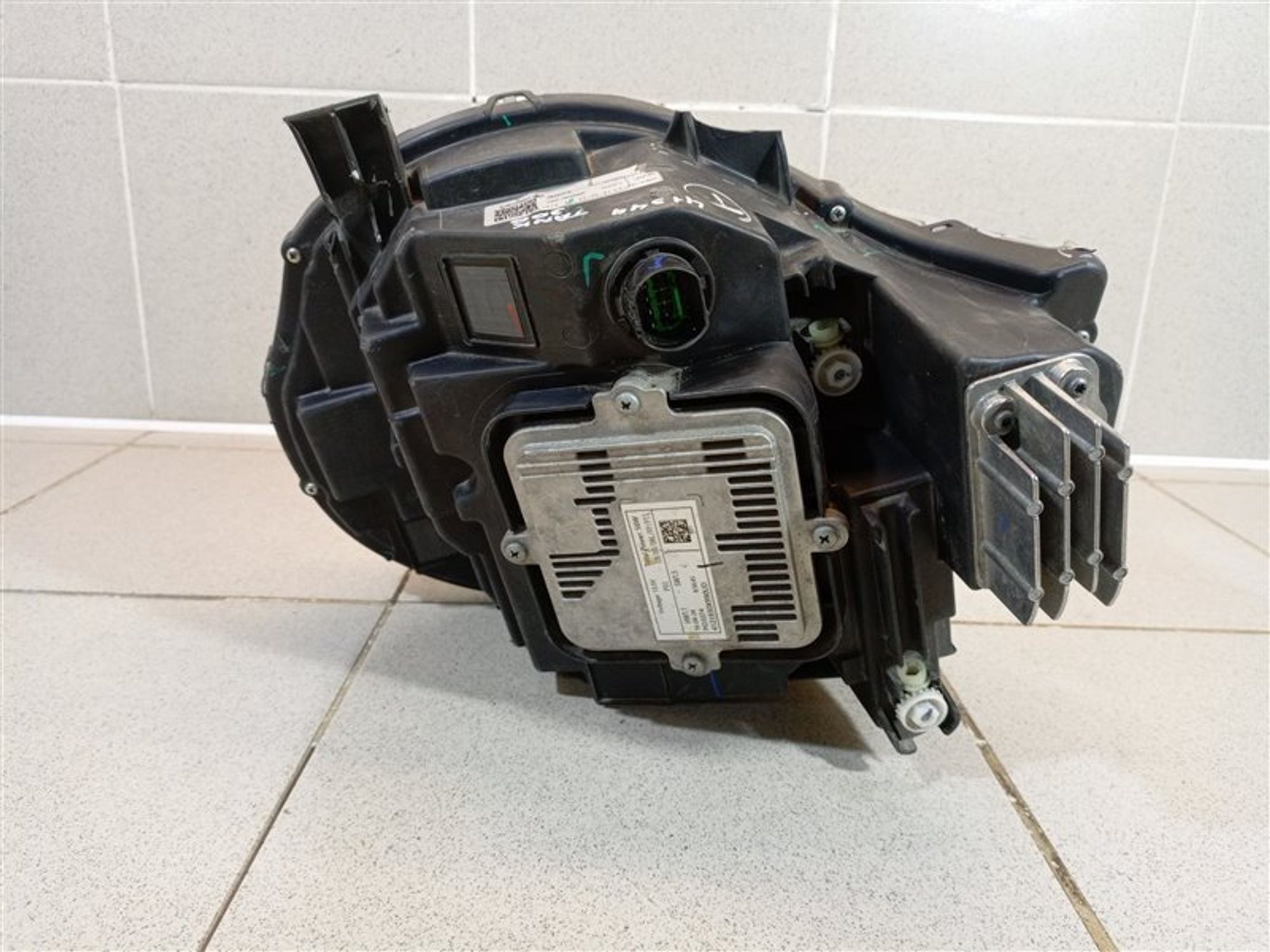 https://ycs.partsauto.market/partsauto-images/thmbs/dc0eef04b6e03176379763a38d44e994/b39cdb782333a0167c1bfda95a1ecf6c/889218c7f86cf788bc9912440d143938.jpg