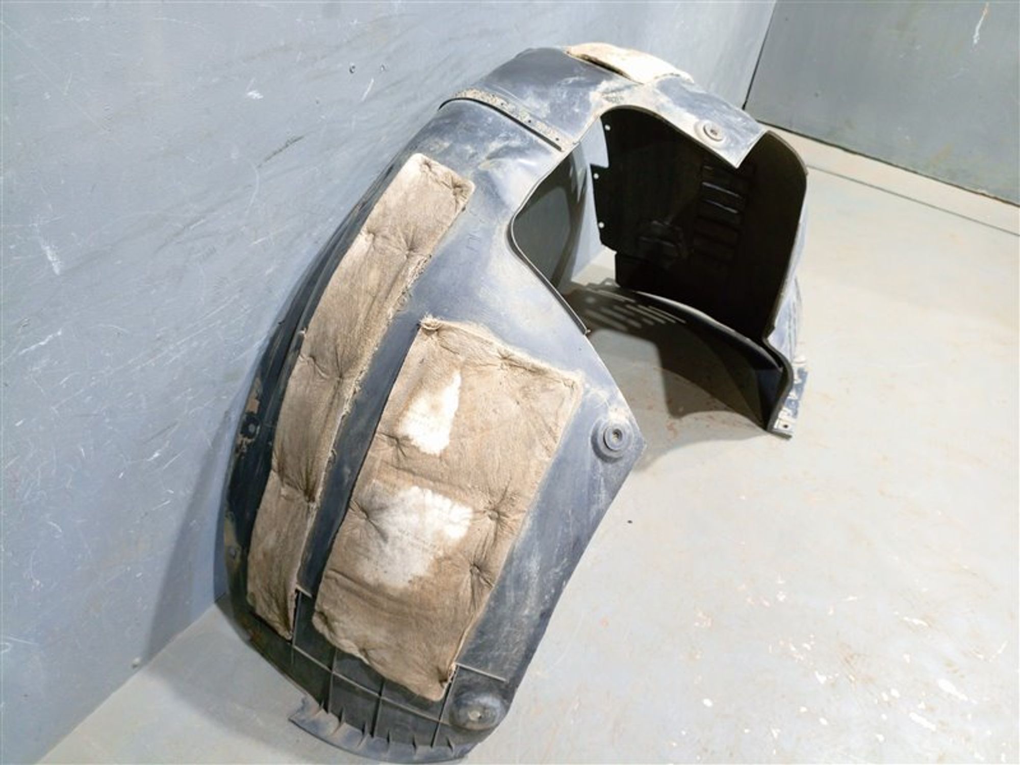 https://ycs.partsauto.market/partsauto-images/thmbs/dc0eef04b6e03176379763a38d44e994/b666fd96488dce676da14504a9fbcc4b/2a24300db5f4685cb7aa0d5036015e17.jpg