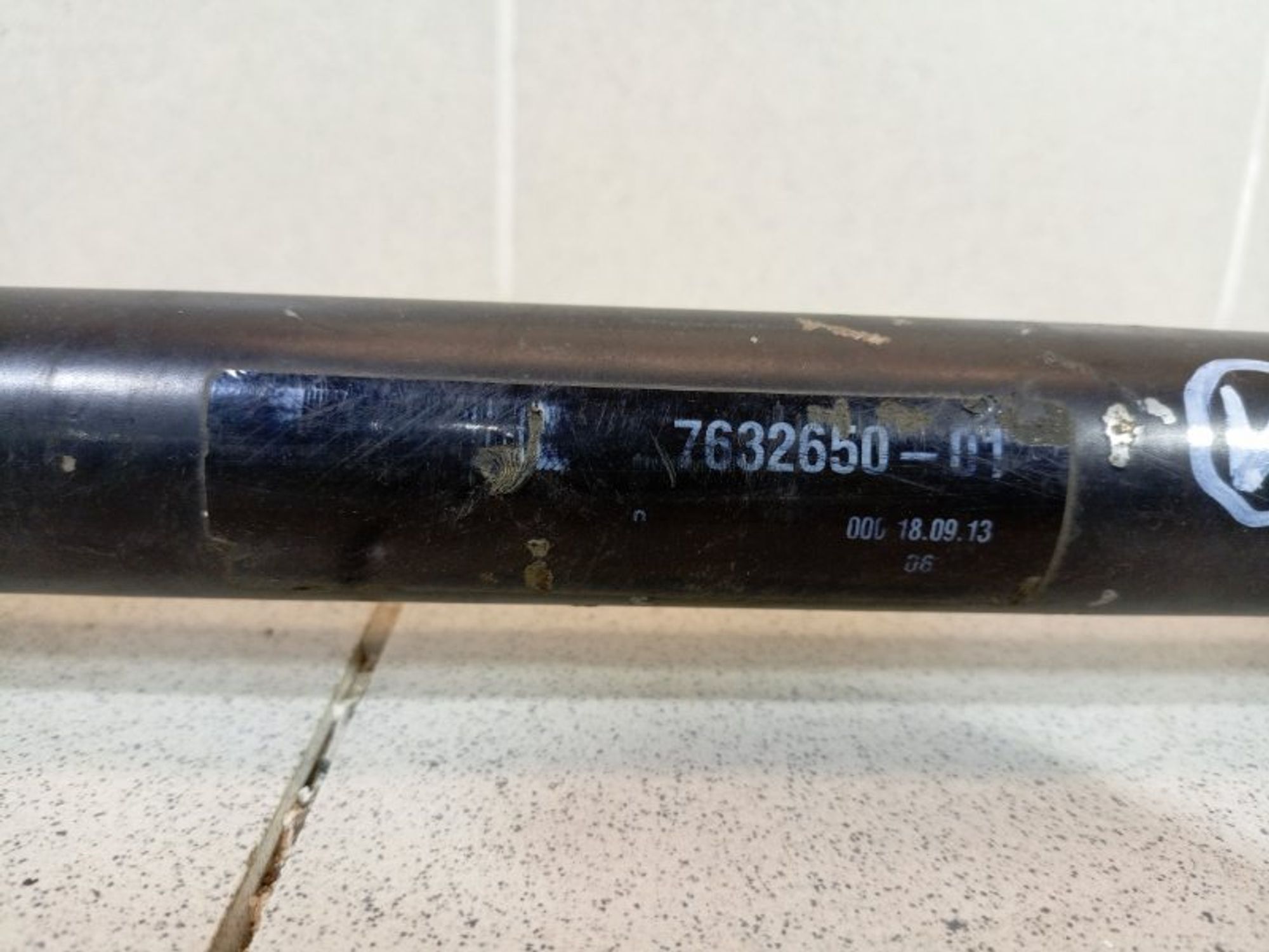 https://ycs.partsauto.market/partsauto-images/thmbs/dc0eef04b6e03176379763a38d44e994/b8236df82ae1634c2395c3493b522d93/ad7794f4532acd1218ae1ffc1ff475bd.jpg