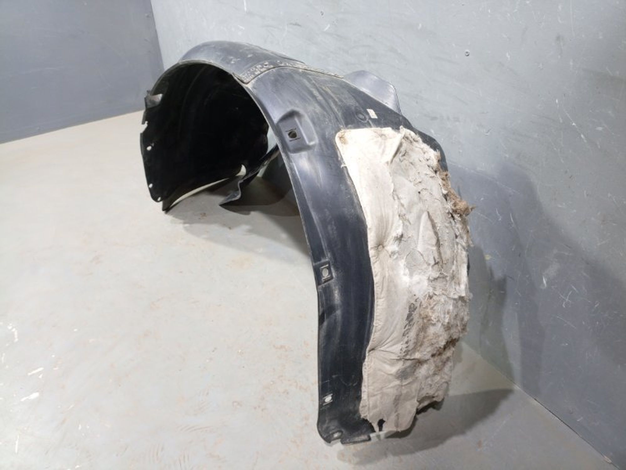 https://ycs.partsauto.market/partsauto-images/thmbs/dc0eef04b6e03176379763a38d44e994/b88416b4e52cac2f7732608d36117775/82d74adb00191aa12d0e5047e9067b76.jpg
