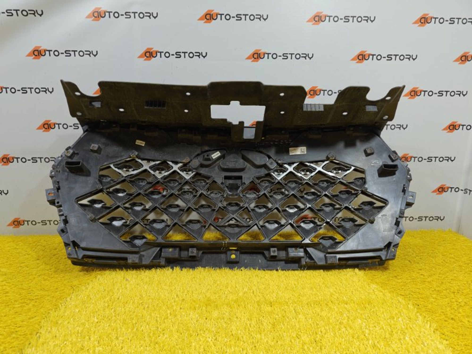 https://ycs.partsauto.market/partsauto-images/thmbs/dc0eef04b6e03176379763a38d44e994/bbc222a4aa231178c9e52b92c2a133c7/3f0fae7773b026810f22b77e29fc5b85.jpg