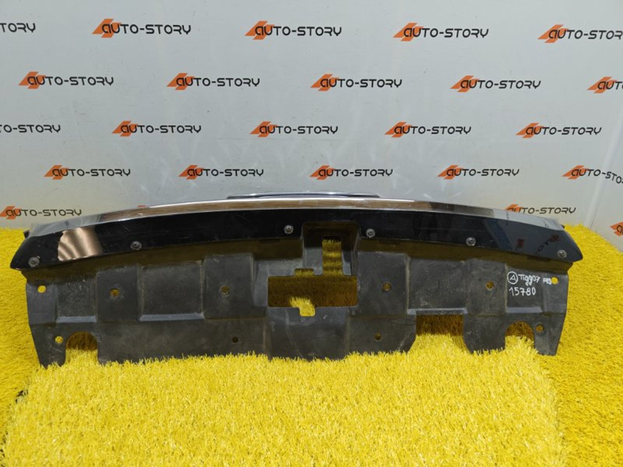 https://ycs.partsauto.market/partsauto-images/thmbs/dc0eef04b6e03176379763a38d44e994/bbc222a4aa231178c9e52b92c2a133c7/64a3769474cc090471445088fb5d2add.jpg