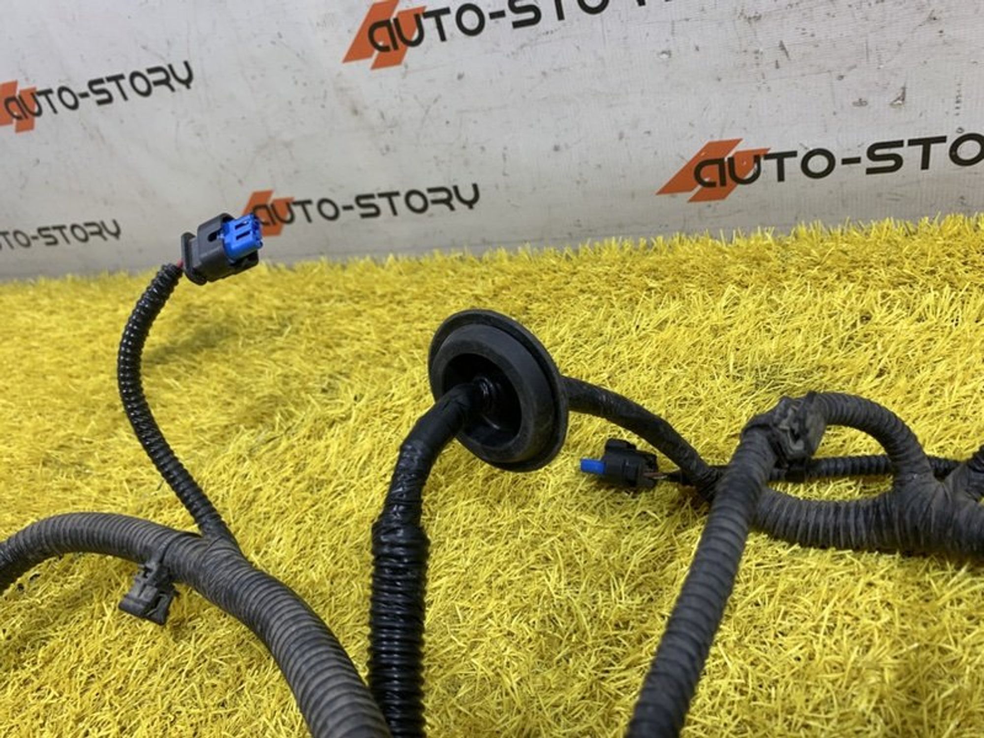 https://ycs.partsauto.market/partsauto-images/thmbs/dc0eef04b6e03176379763a38d44e994/bc222f8de8001ba19184416bdd177338/1477162b64a406ba02255c5831f1d3b8.jpg
