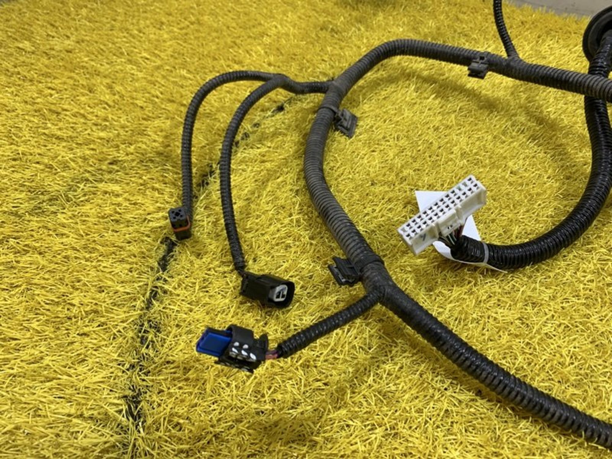 https://ycs.partsauto.market/partsauto-images/thmbs/dc0eef04b6e03176379763a38d44e994/bc222f8de8001ba19184416bdd177338/1e1d8b4876c1d31b682a4f79b81371d0.jpg