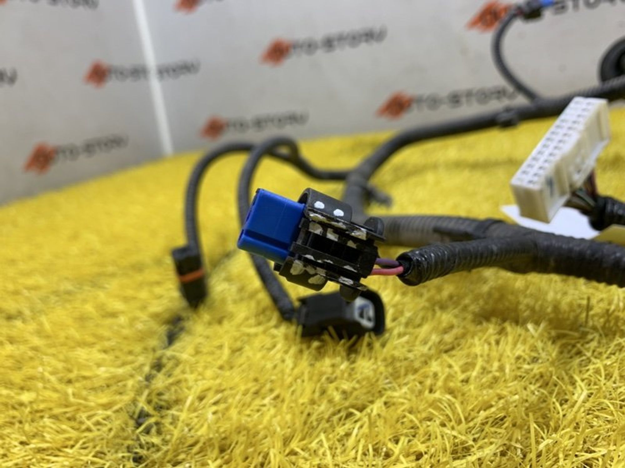 https://ycs.partsauto.market/partsauto-images/thmbs/dc0eef04b6e03176379763a38d44e994/bc222f8de8001ba19184416bdd177338/dea6025338fa2011777dbe07a69629b5.jpg