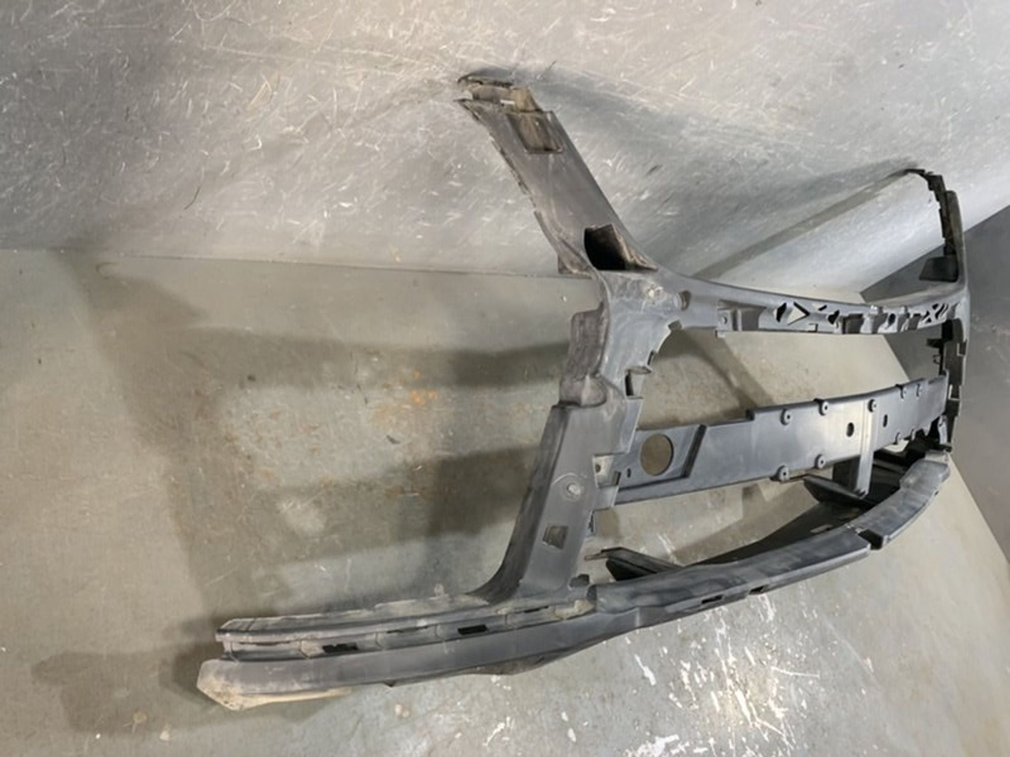 https://ycs.partsauto.market/partsauto-images/thmbs/dc0eef04b6e03176379763a38d44e994/bebf5d98b6af5a66e49bbdc34e2080d0/8dfcf0d61735ec6eb286d2a5d0fd003b.jpg