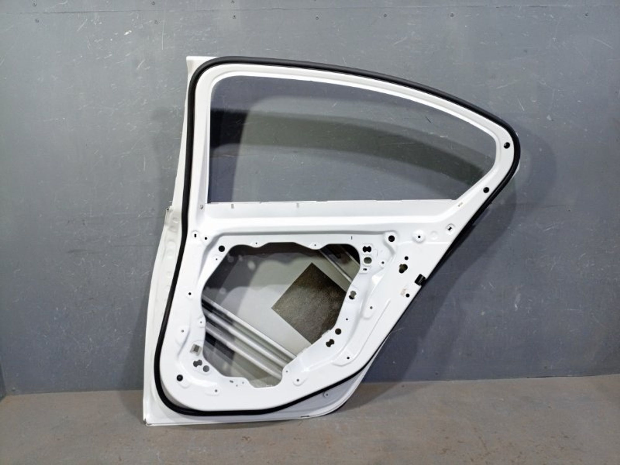 https://ycs.partsauto.market/partsauto-images/thmbs/dc0eef04b6e03176379763a38d44e994/bf6f45f1745a0183281ea7f6c31c9263/25825cf0cadfe13e0d98f9f62188f390.jpg
