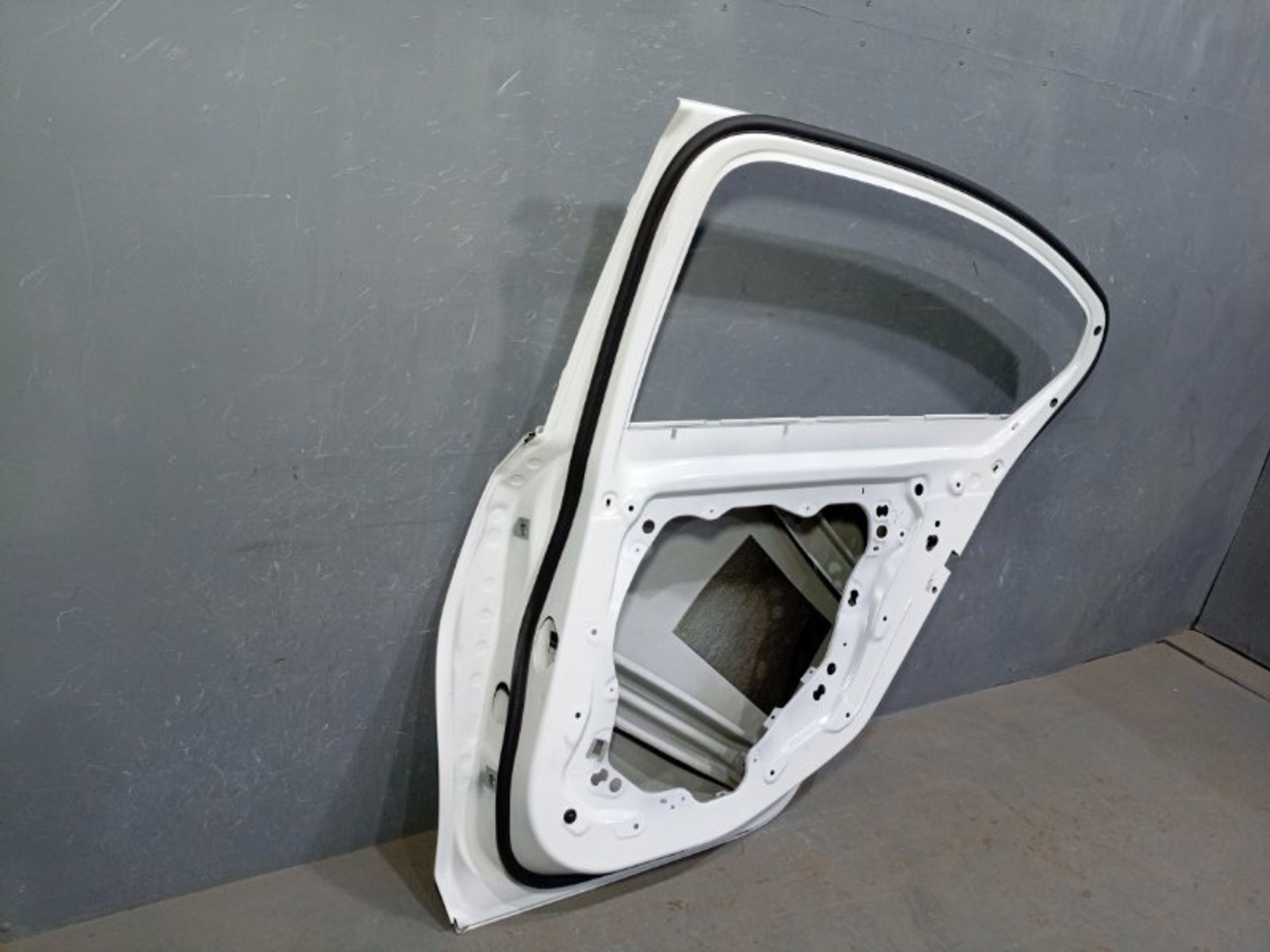 https://ycs.partsauto.market/partsauto-images/thmbs/dc0eef04b6e03176379763a38d44e994/bf6f45f1745a0183281ea7f6c31c9263/4e5896498190d392d7d23af61a1f10ee.jpg