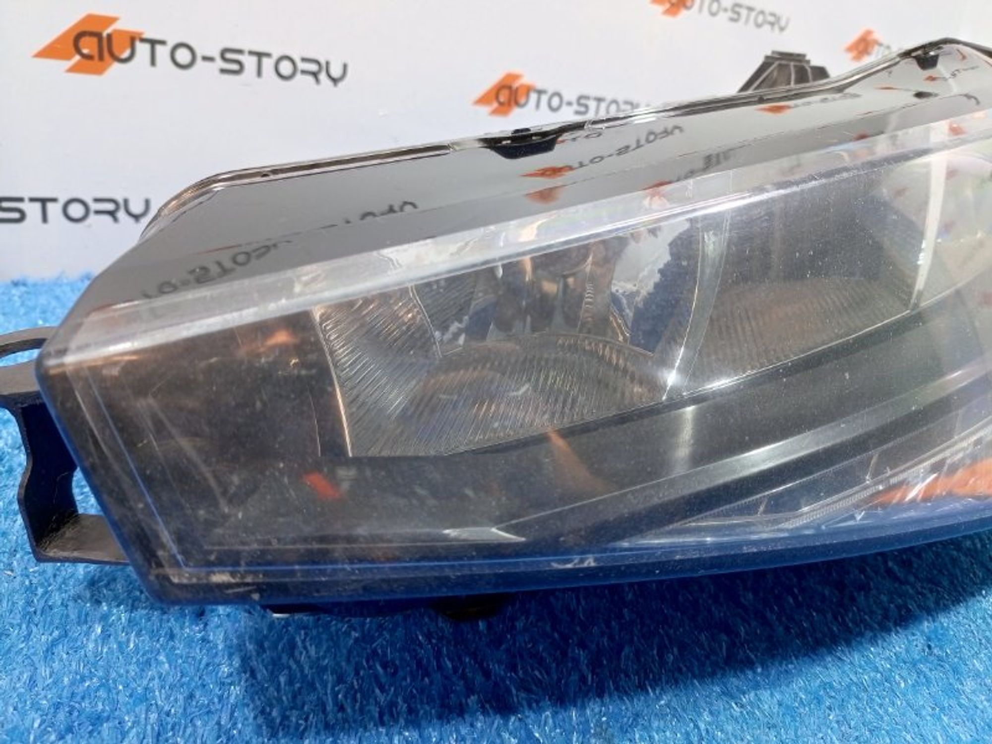 https://ycs.partsauto.market/partsauto-images/thmbs/dc0eef04b6e03176379763a38d44e994/c106a68fd4b34f6ec9949f9cc4664e68/2a1b2b6ef160b175431289171df58b43.jpg