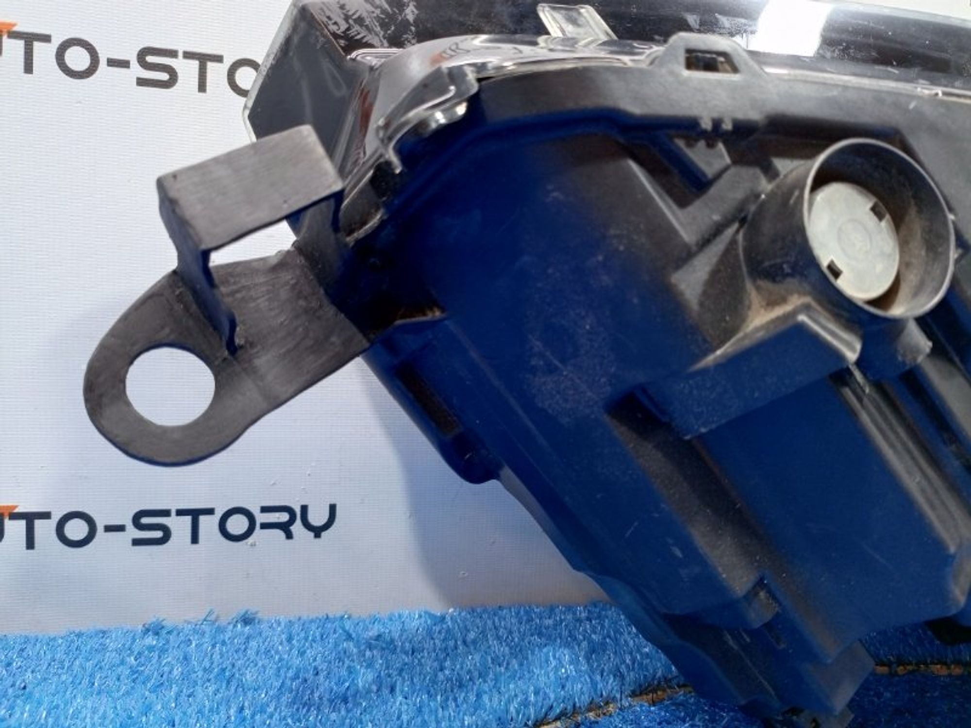 https://ycs.partsauto.market/partsauto-images/thmbs/dc0eef04b6e03176379763a38d44e994/c106a68fd4b34f6ec9949f9cc4664e68/cae990dd5e37cb7ff62178892bba5d62.jpg